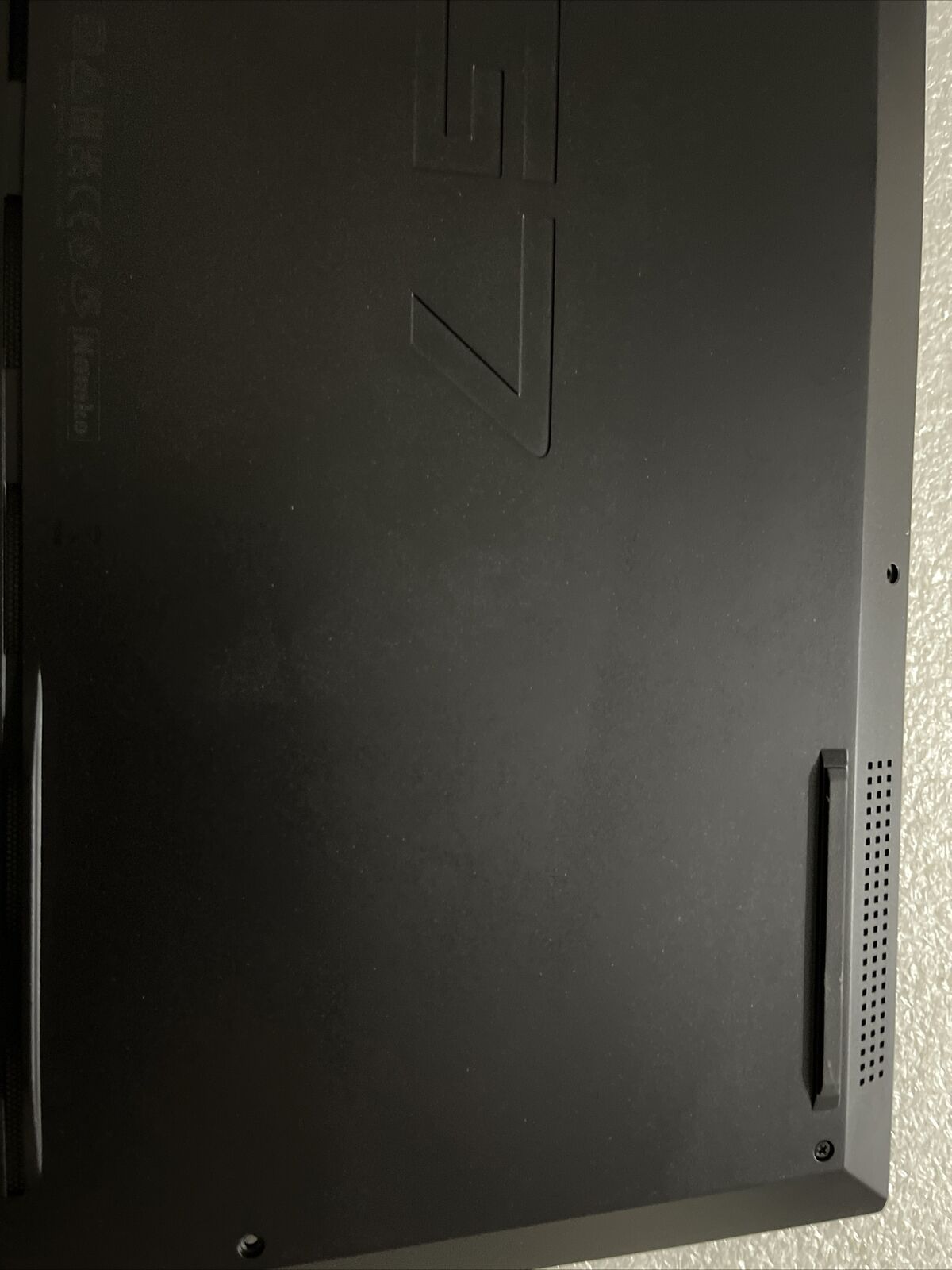 Genuine Dell G Series G7 7790 Laptop Bottom Base Cover 7DV3W 07DV3W P8 C4