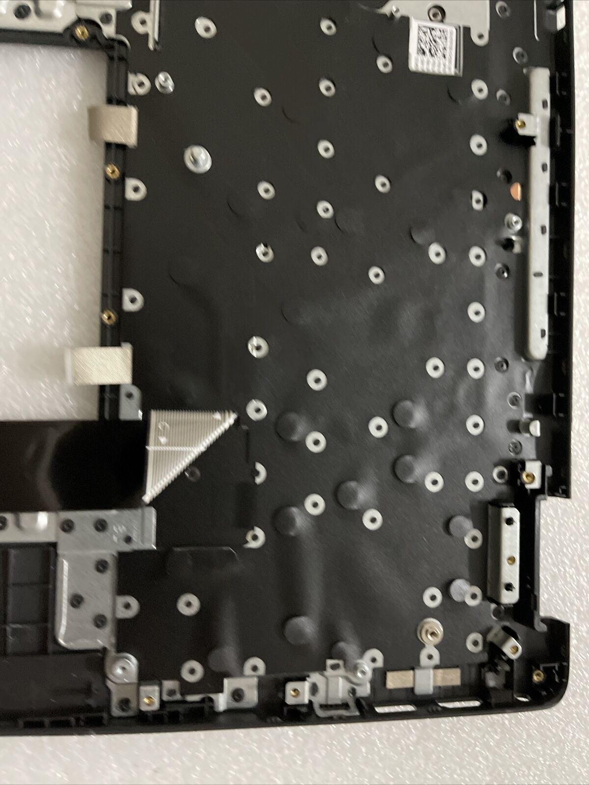 Genuine Dell Latitude 3520 Laptop Palmrest English Keyboard Assembly DJP76 K8 D1
