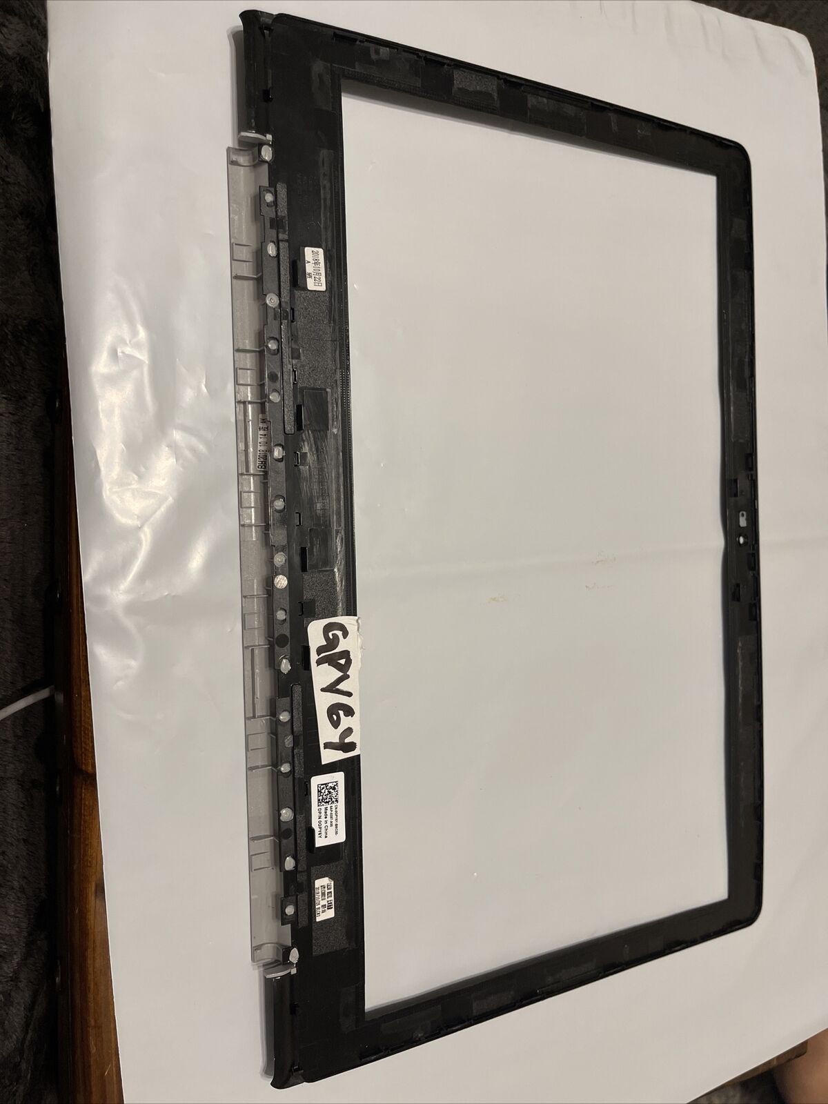 Genuine Dell Inspiron 15 5570 Laptop LCD Front Bezel Webcam Port GPY6Y 0GPY6Y N4