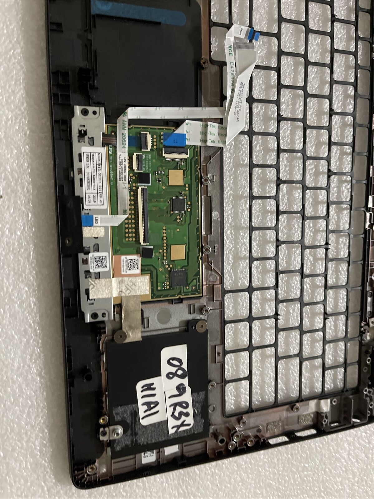 Genuine Dell Latitude 5300 2-in-1 Laptop Palmrest Touchpad 89R3X 089R3X H1 A1