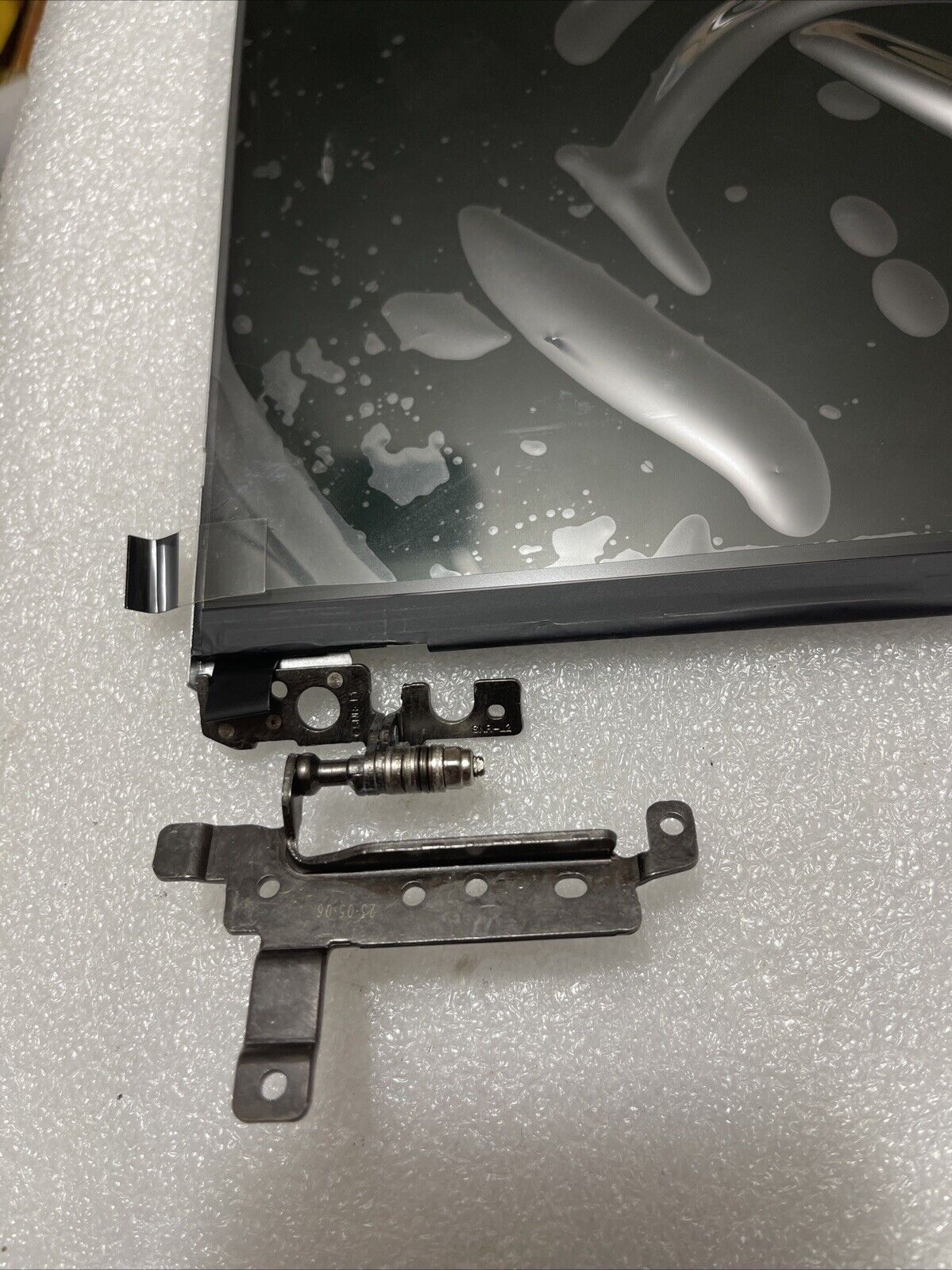 Dell Latitude 3520 WXGAHD LCD Screen w/Hinges NT156WHM-N46  PYVJ8 KCWGN D1S3