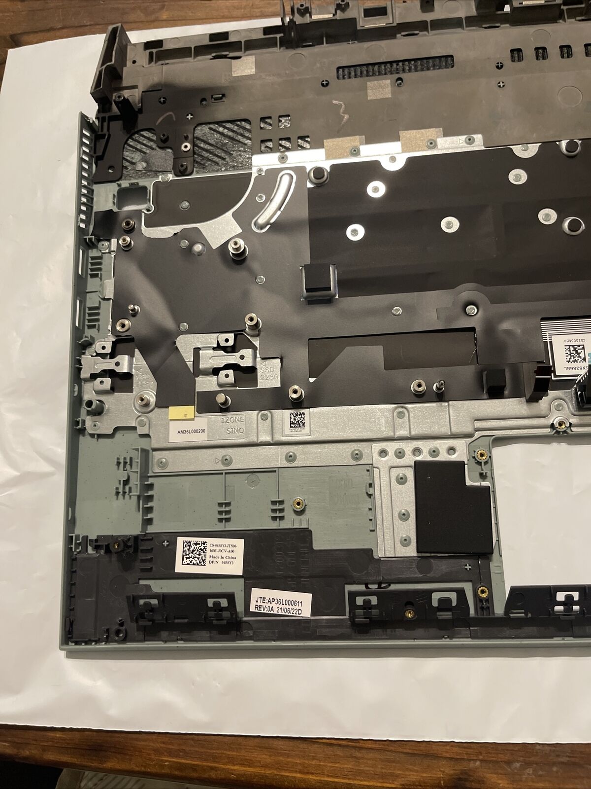 Dell G15 RYZEN Ed 15.6" Laptop Palmrest SPANISH BCL Keyboard  4R6Y3 04R6Y3 T1