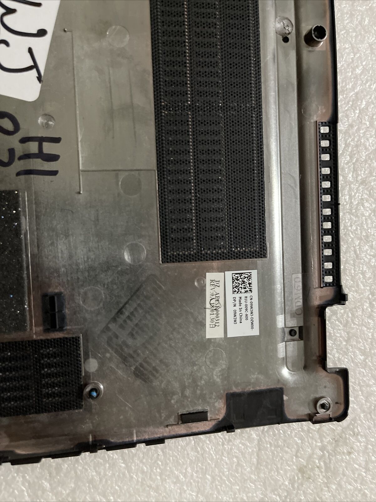 Genuine Dell LATITUDE 5280 Laptop Bottom Base  Cover 09W2WJ 9W2WJ H1 B3
