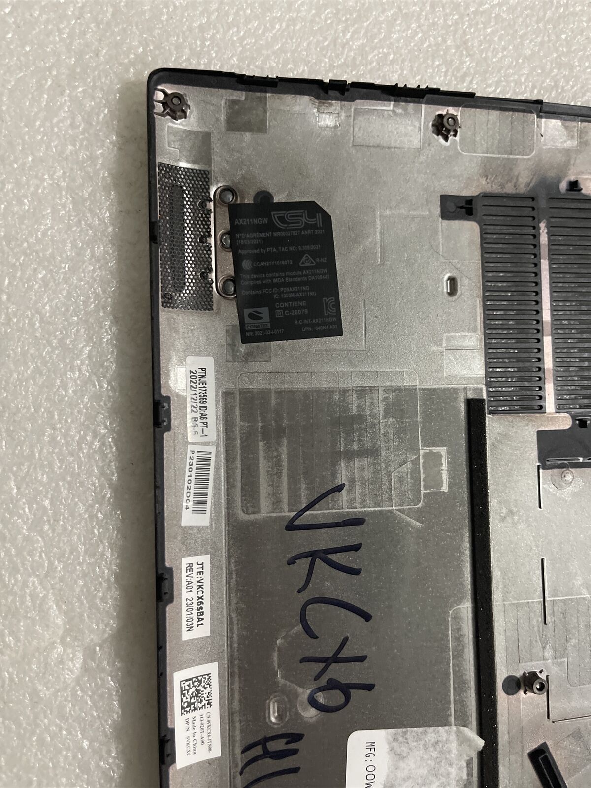 Genuine Dell Latitude 5530 E5530 Bottom base cover  96V58 VKCX6 H1 C1
