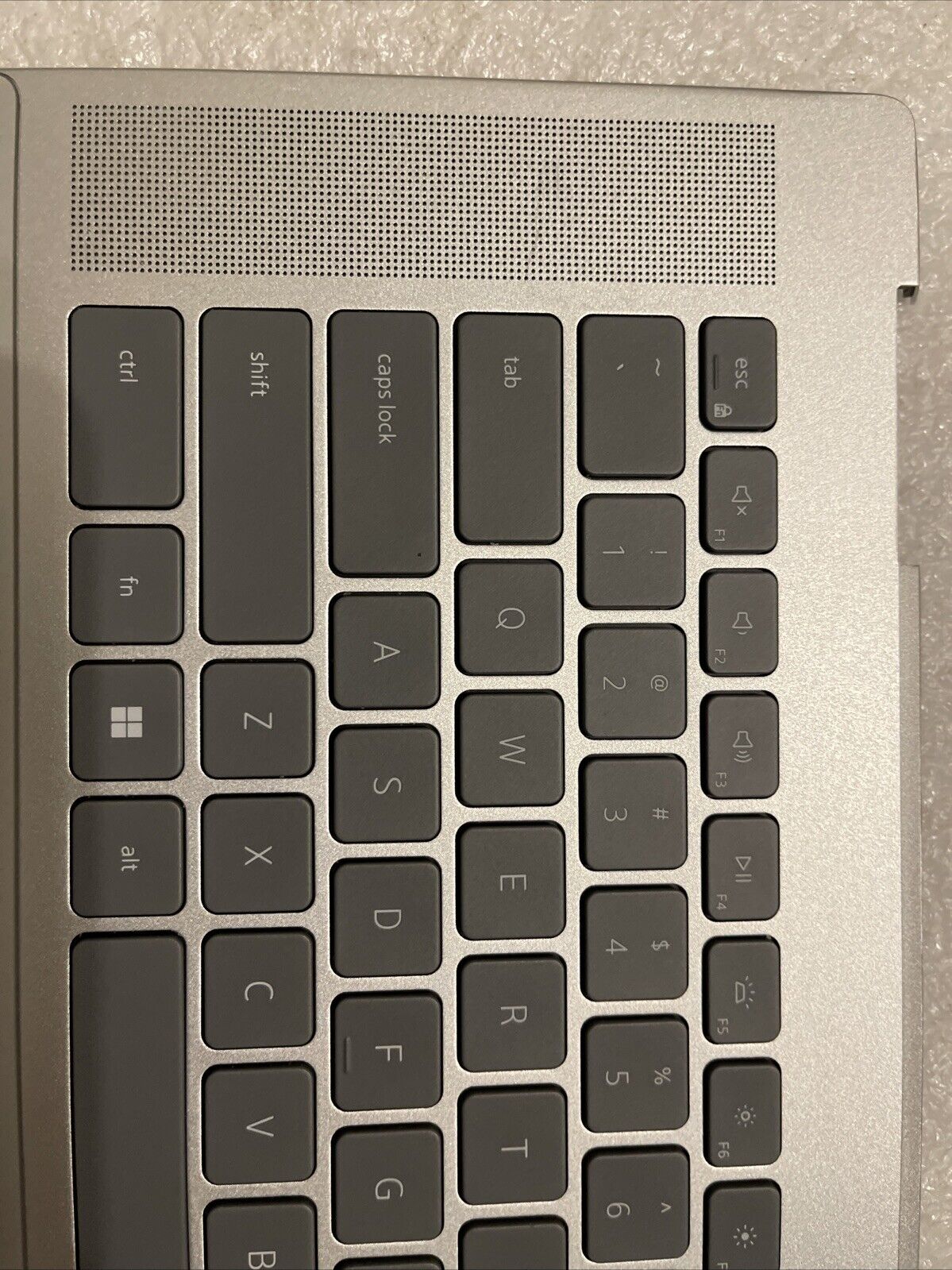 Dell Inspiron 16 7620 2in1 Palmrest US Eng Keyboard Silver 1xy4n MN1PK GM P1