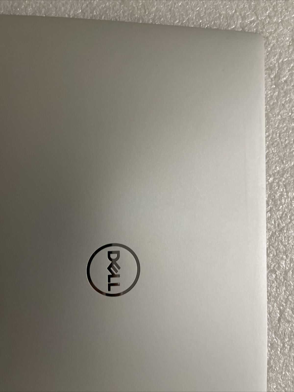 Defective Dell XPS 9320 Plus FHD+ 13.4" Touchscreen LCD Silver 29WPH NT D2