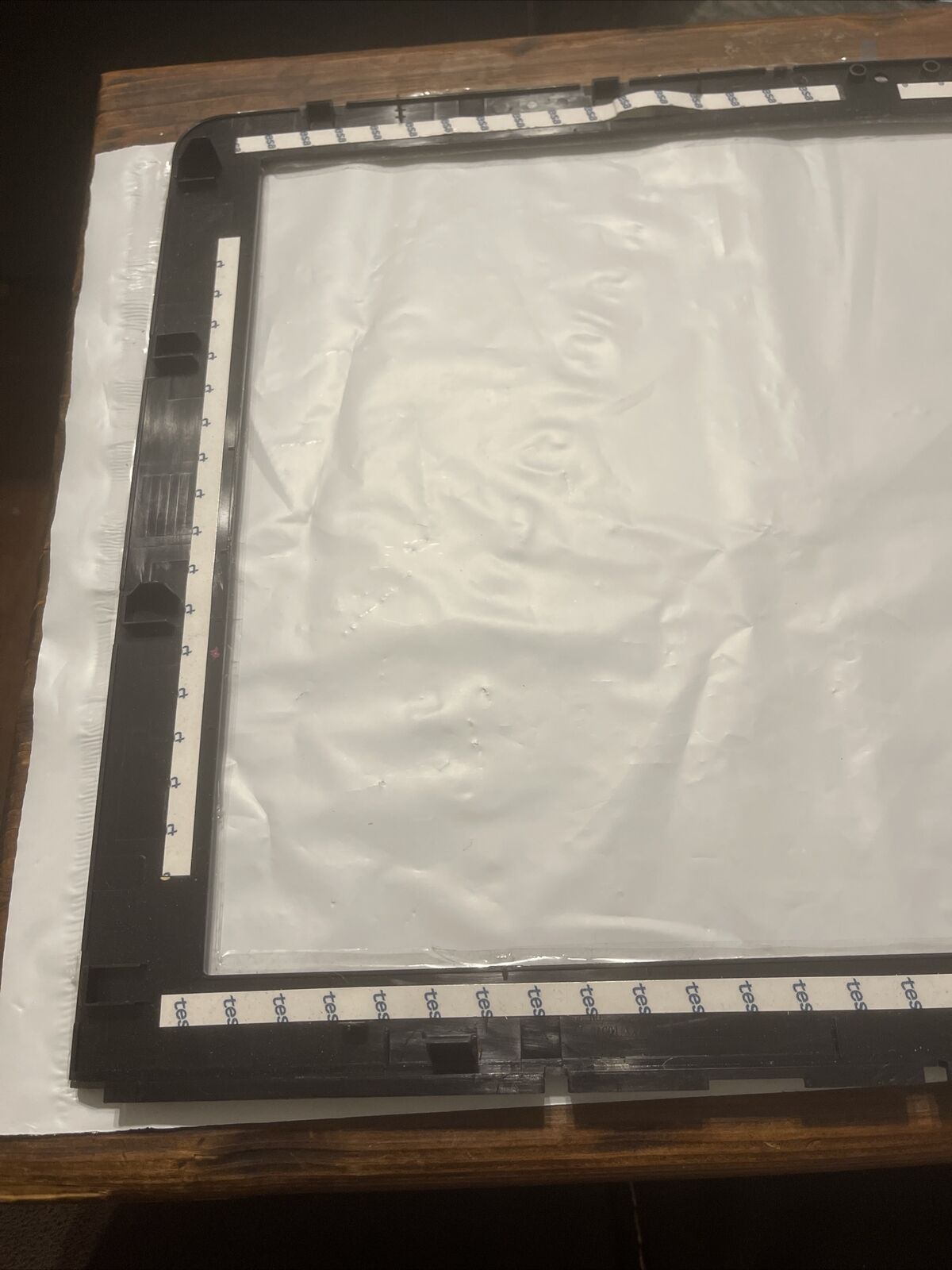 Dell Vostro 320 Series 18.5" LCD Screen Bezel W/Webcam Port K005T CN-0K005T  N3