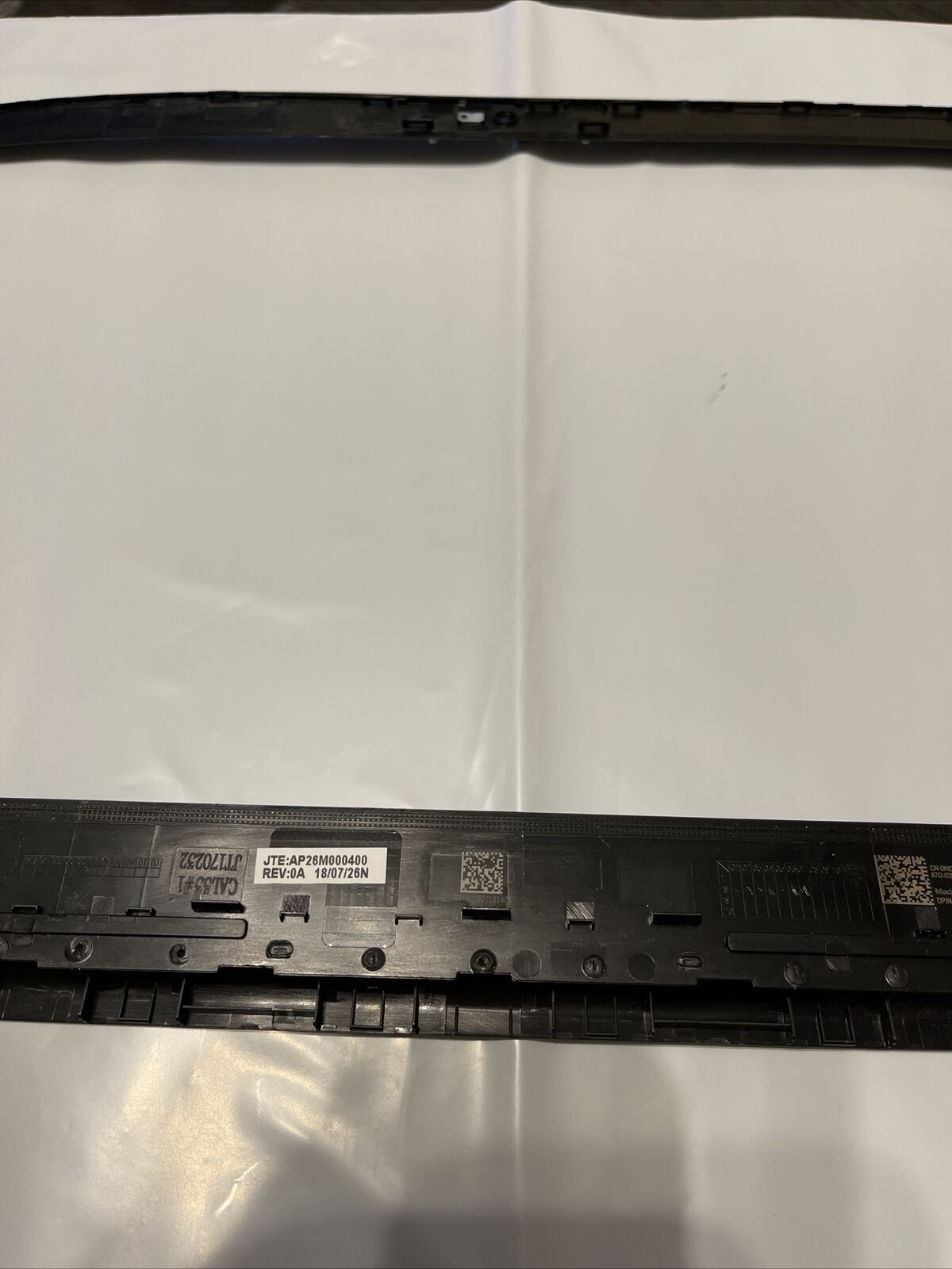 Dell Inspiron G3 15 3579 Laptop Lcd front Bezel Cover  N8X5G  0N8X5G N1