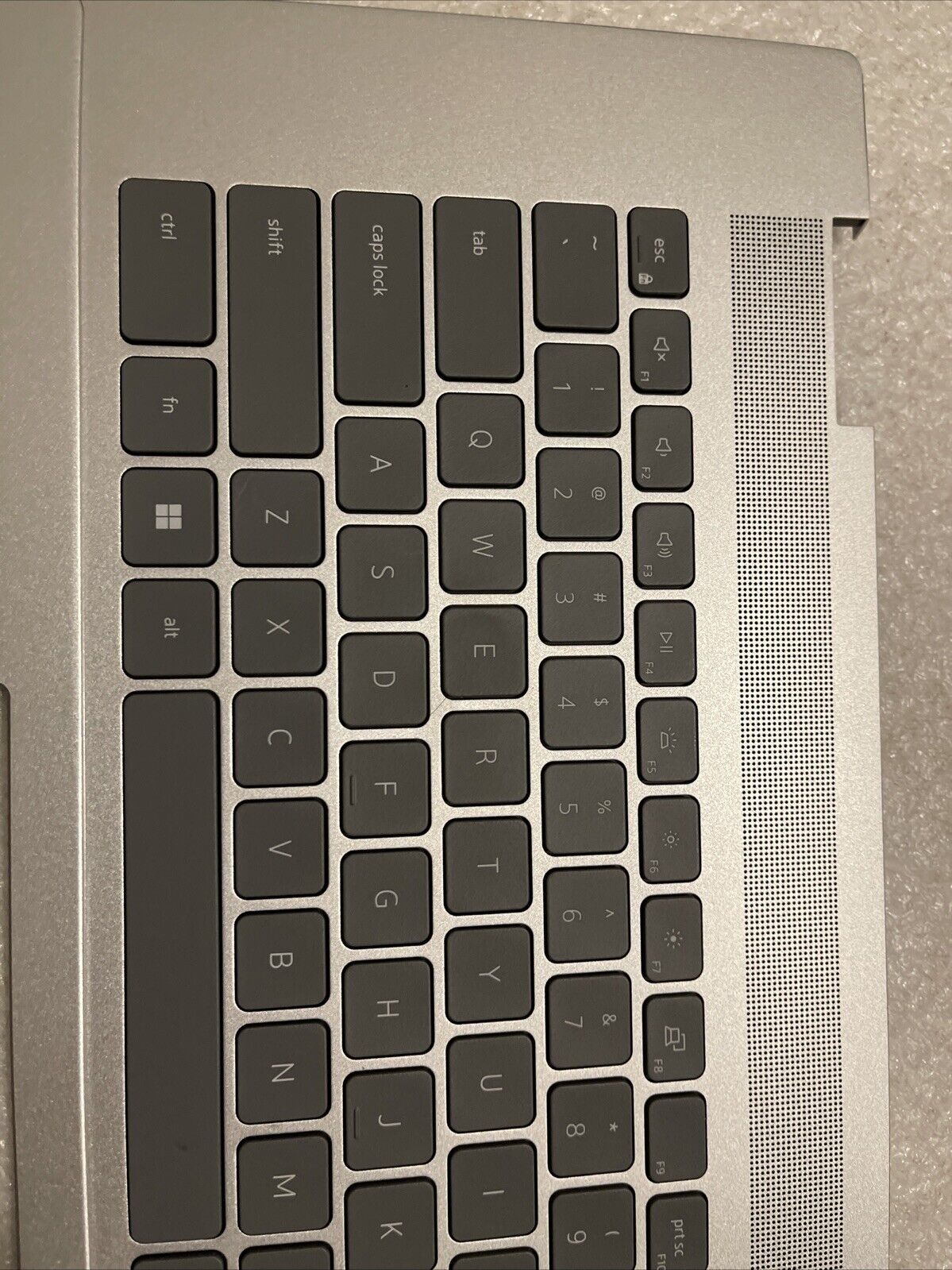 Dell inspiron 16Plus 7630 7635 Palmrest Us English Keyboard  JT64C N2P1 Read