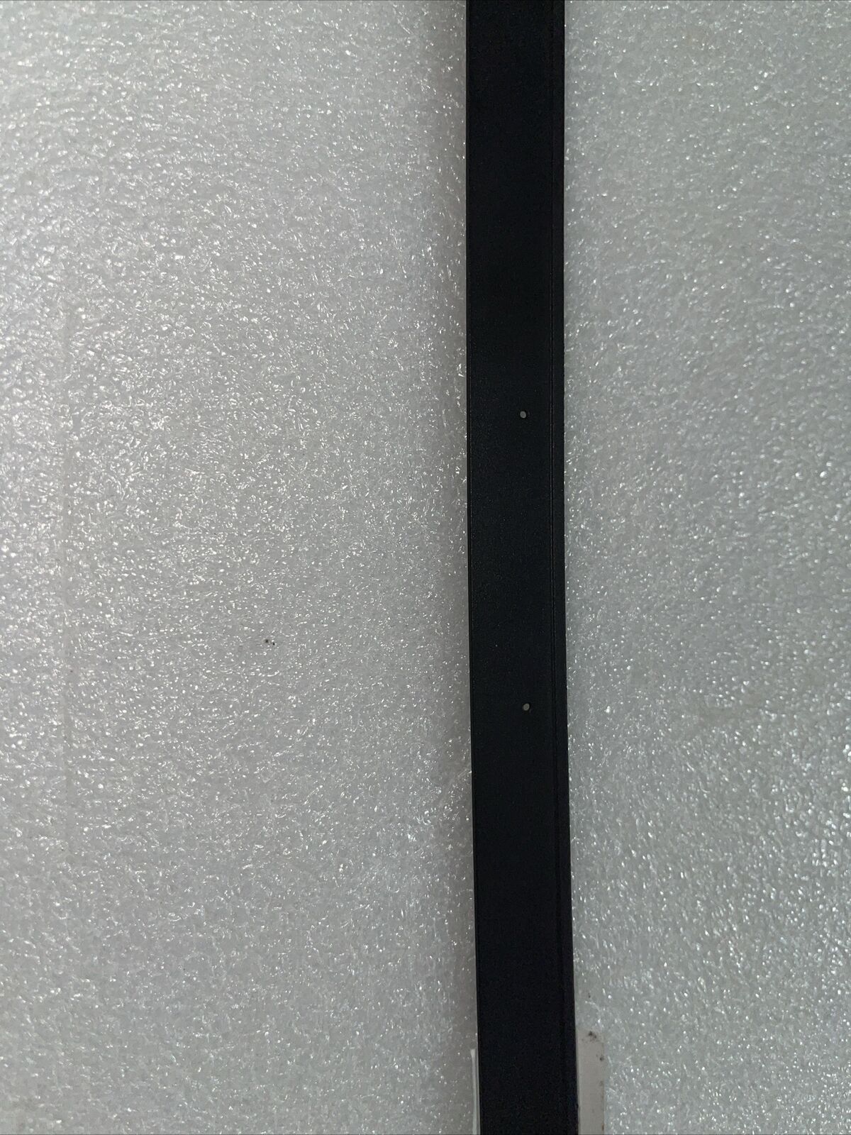 Genuine Dell Latitude 7490 LCD Trim Bezel w/Microphone Port  W40P2 0W40P2 N3