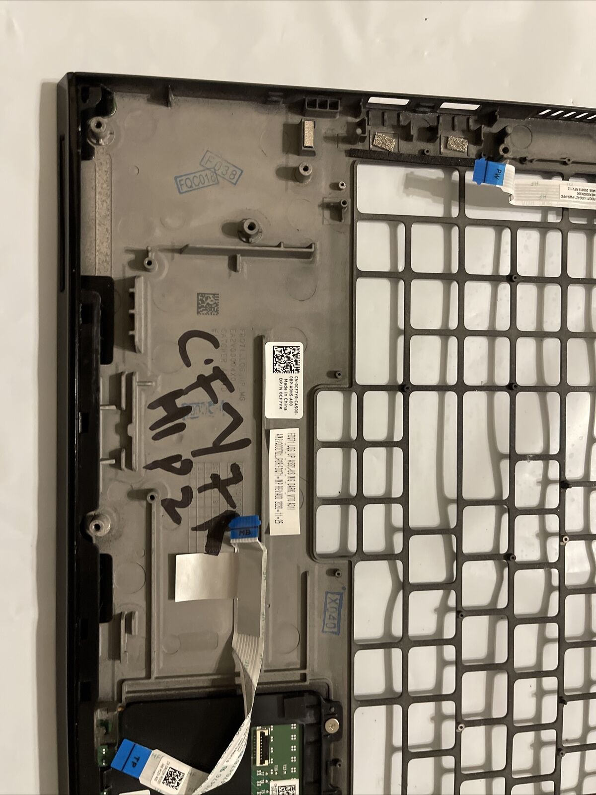 Dell Alienware M17 R3 Laptop Palmrest Touchpad  0CF7YR CF7YR 00KP6D 0KP6D H1 P2