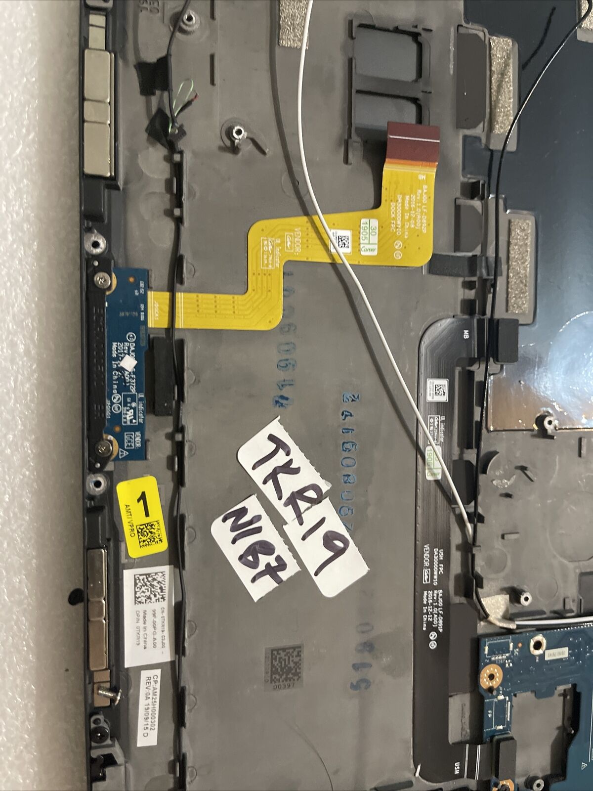GENUINE DELL  LATITUDE 12 5290 LCd Top Back Cover Extras Black T17G TKR19 N1 B7