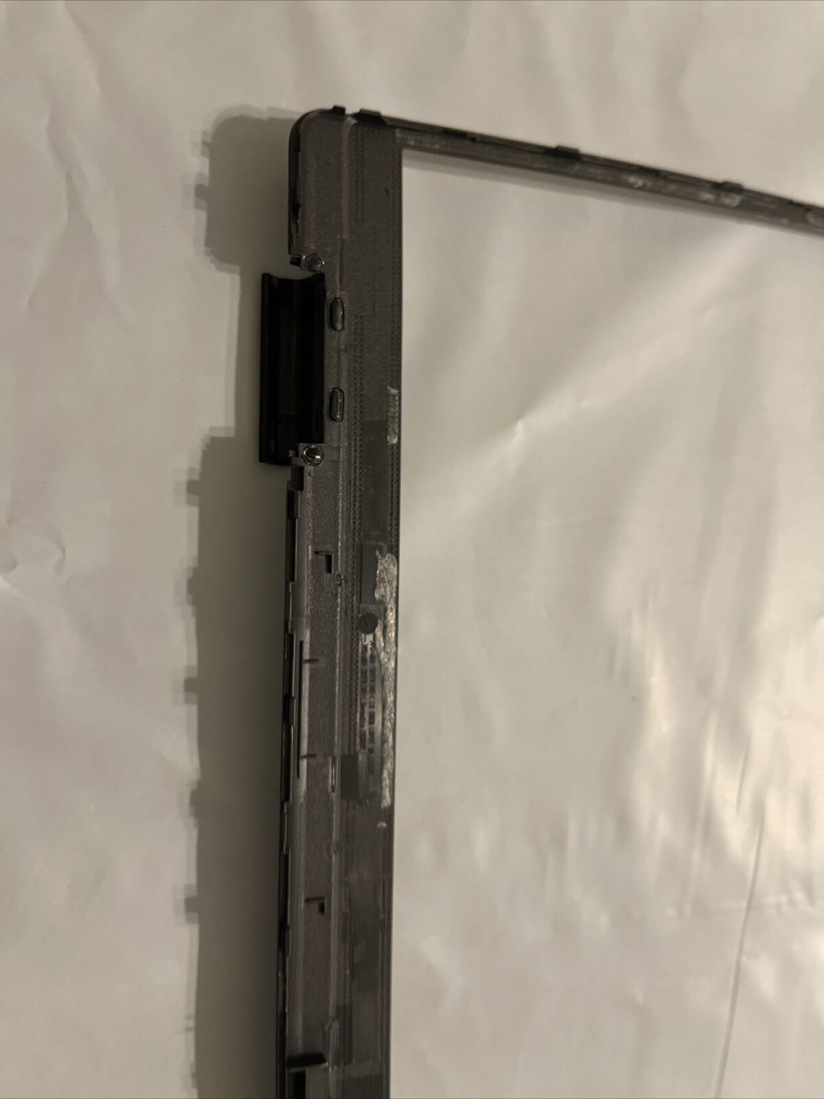 Dell Latitude 5520 Precision 3560 3561 15.6 Lcd Bezel Camera Lock GYKGD 0GYKGD