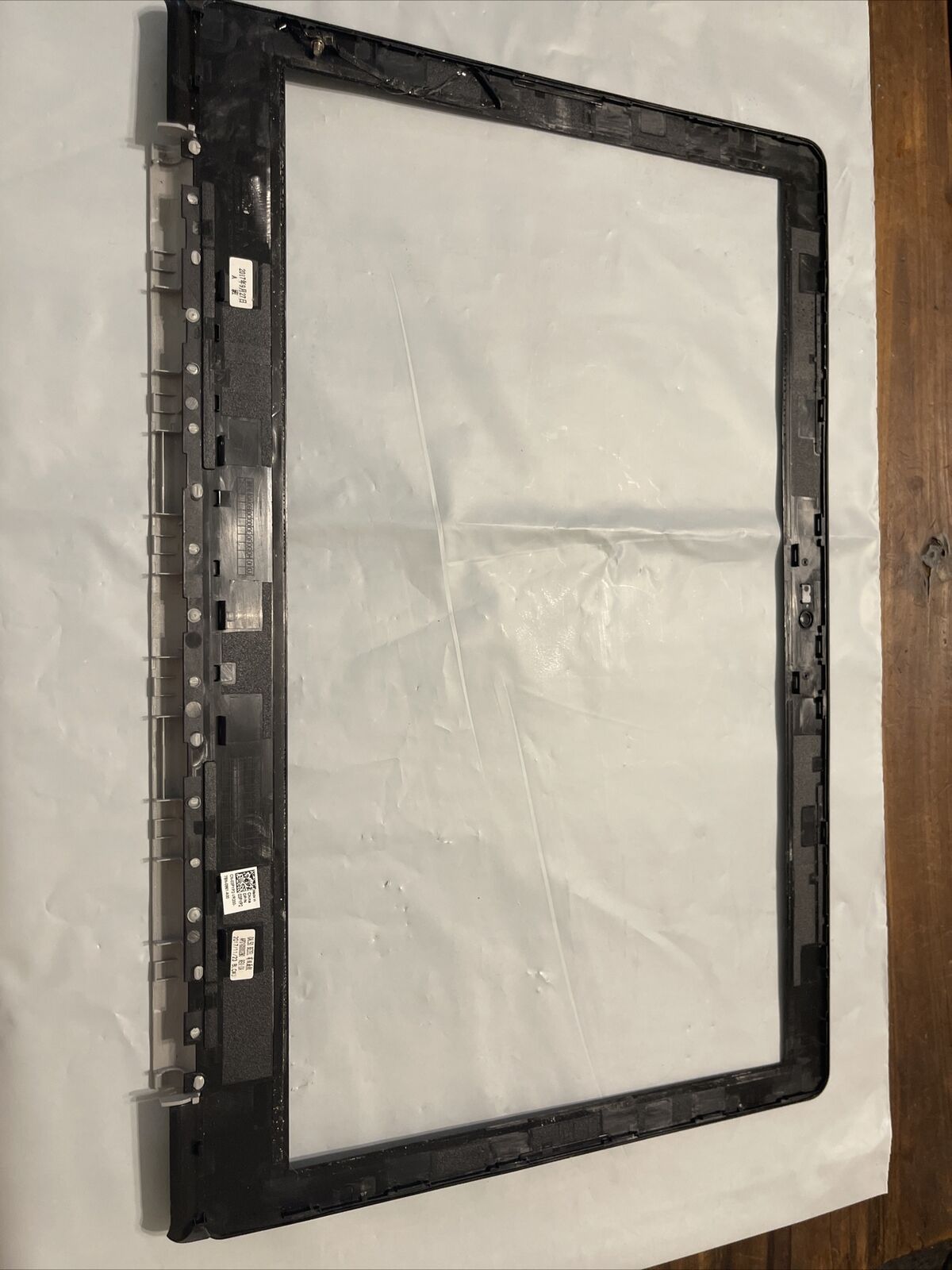 Dell Inspiron 5570 Laptop LCD Bezel 3PYP2 Webcam Port Black LED N2