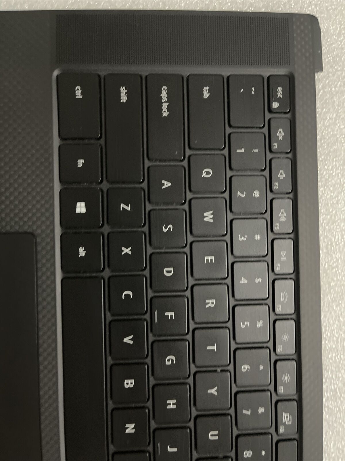 Dell XPS 9520 9530 Palmrest Touchpad US Backlit US Keyboard   GN0D2 4R11R H1 D5