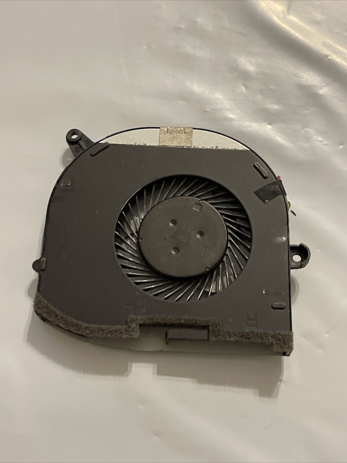 Genuine Dell XPS 15 9560 Cooling Fan RIGHT Side DC28000IPF0 TK9J1 0TK9J1 P1
