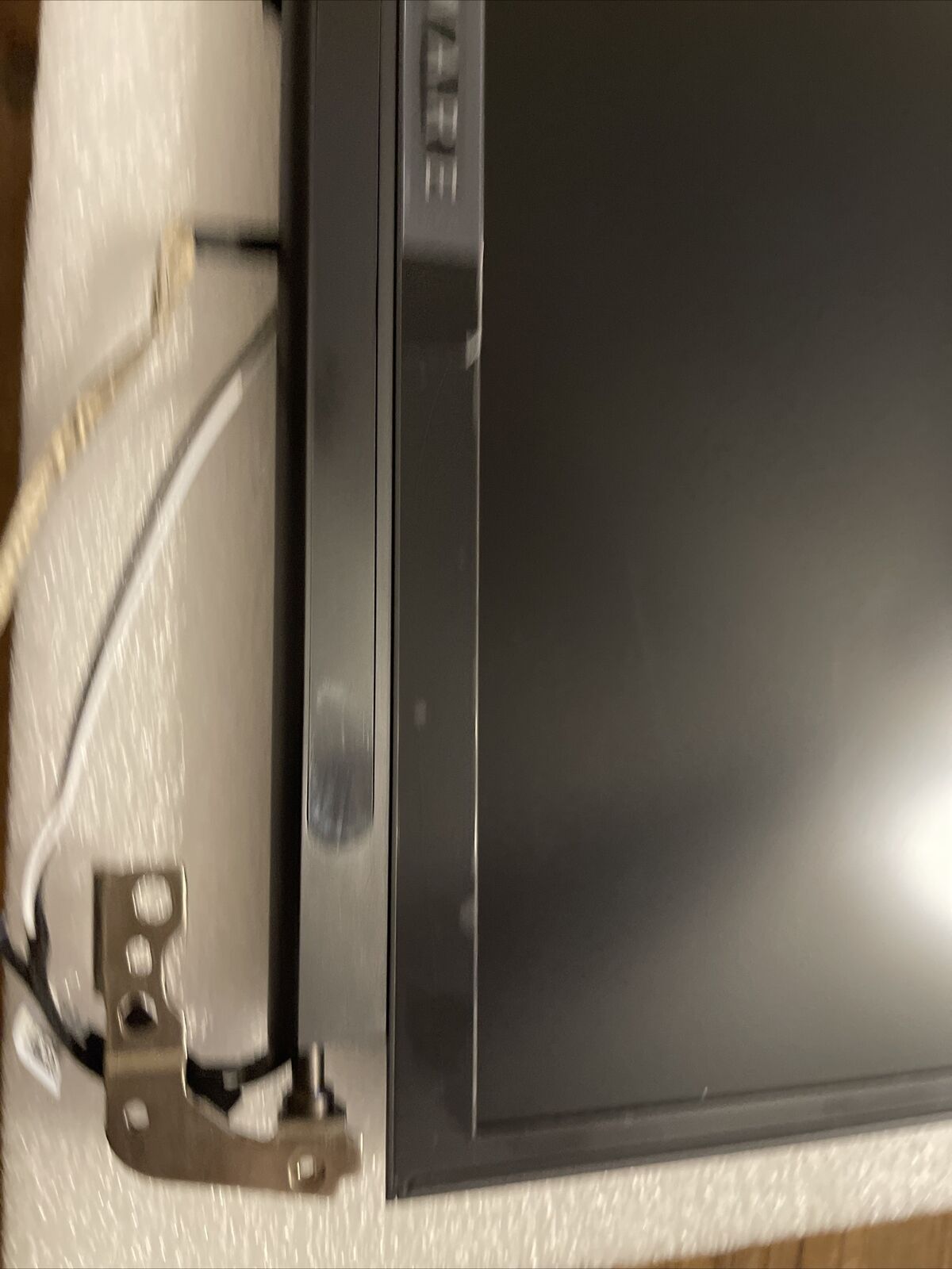 GenuineDell Alienware Area 51m R2 17.3" FHD LCD Screen Assembly Gray 562NF h4 L5