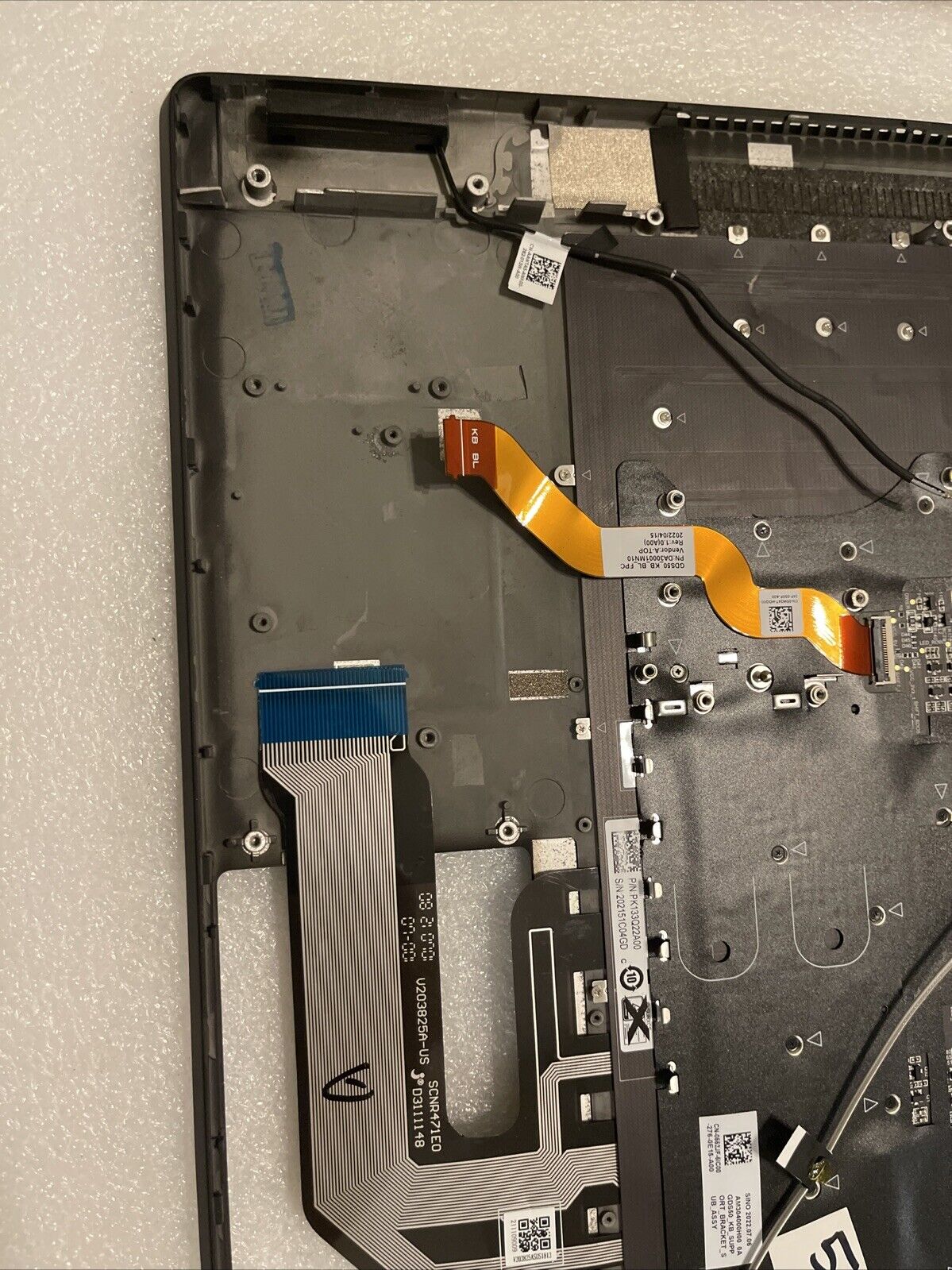 Dell Alienware X15 R1 R2 Palmrest English Keyboard 562JF 386PV 5VHRX NTP9 Read