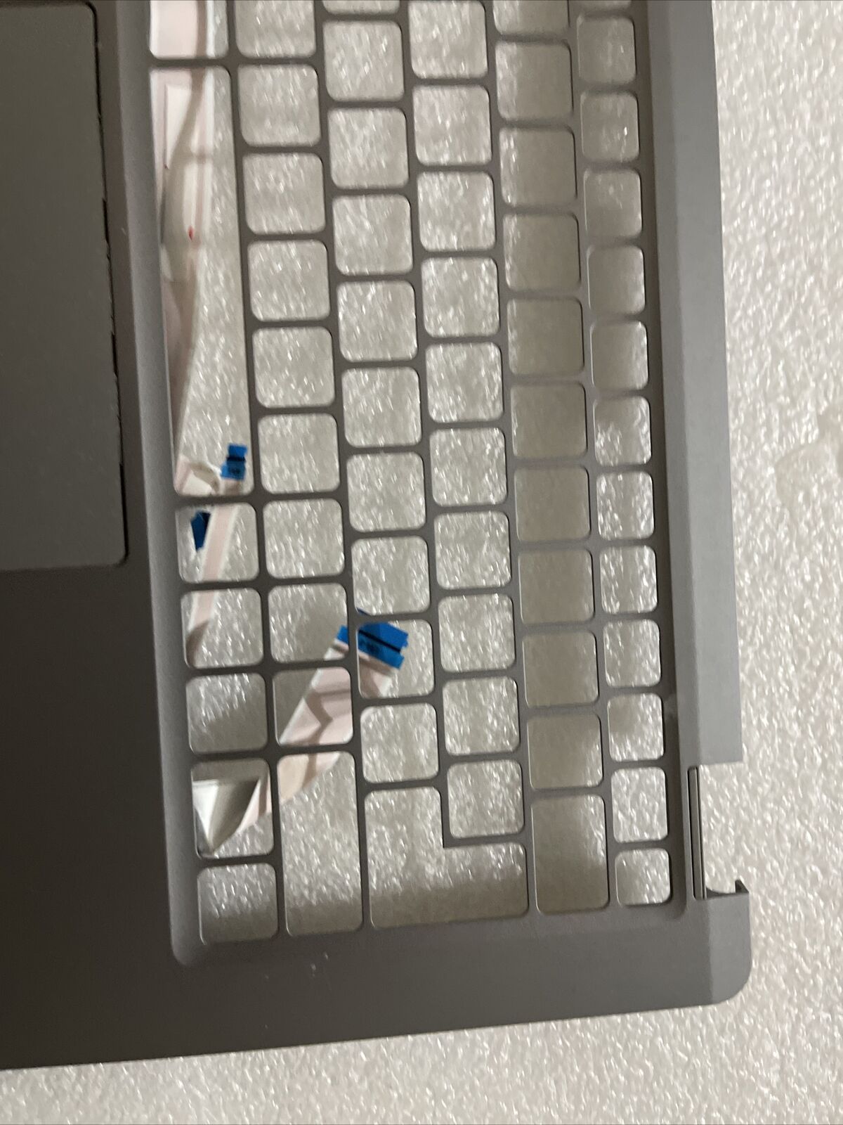 Genuine Dell Latitude 5320 Laptop Palmrest Touchpad Silver VJ41Y 0VJ41Y N1 A1