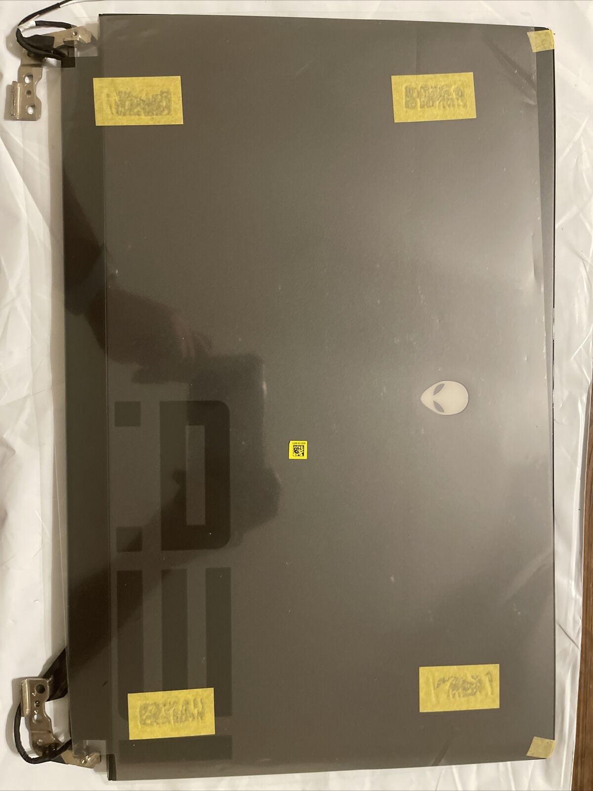 New Dell Alienware Area 51m R2 17.3" FHD LCD Screen Gray DXk1P 562NF h1 L3 L6