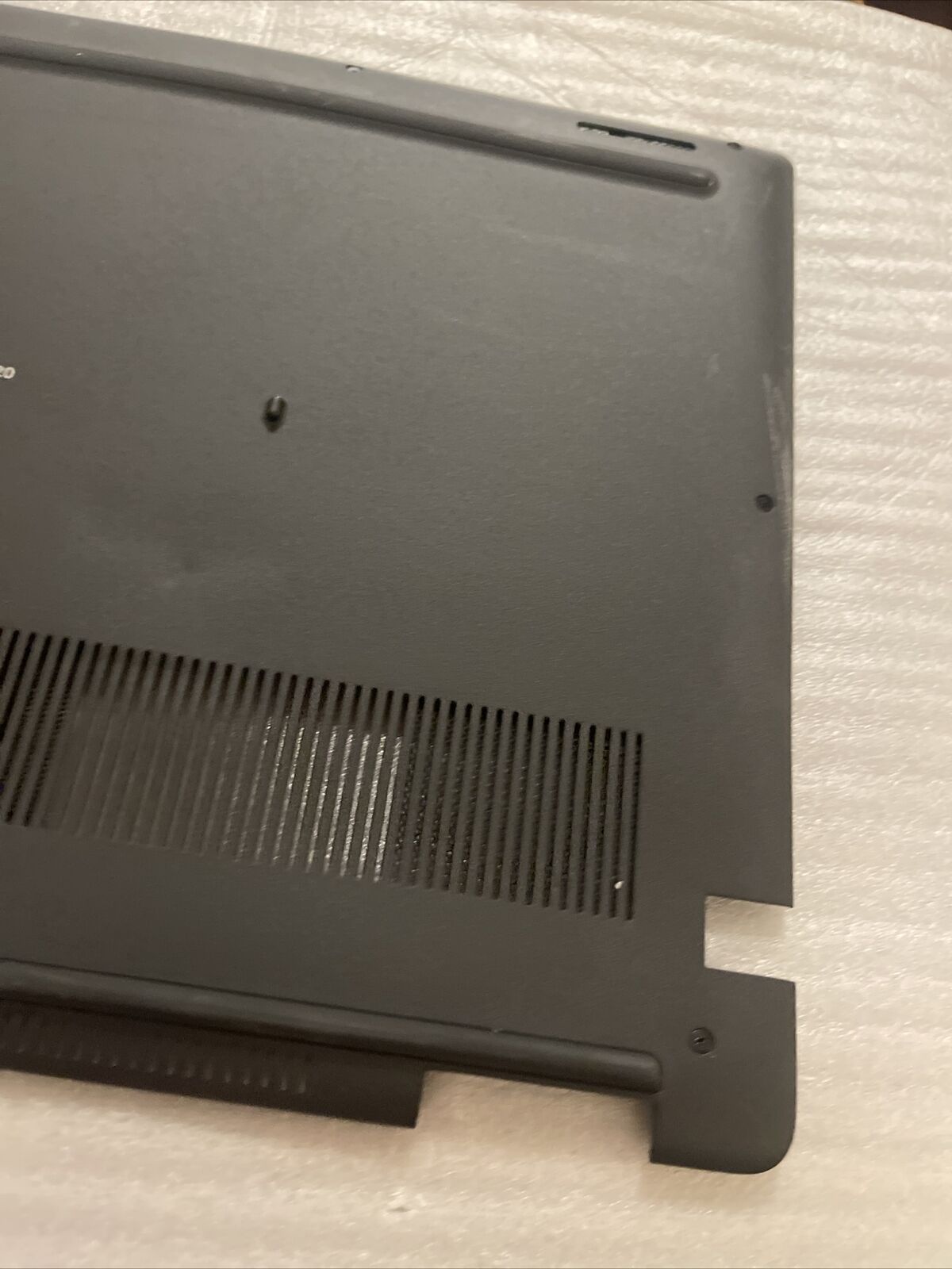 Genuine Dell Latitude 3520 15.6" Bottom Base Case Cover WMNWX 0WMNWX  C4 Dented