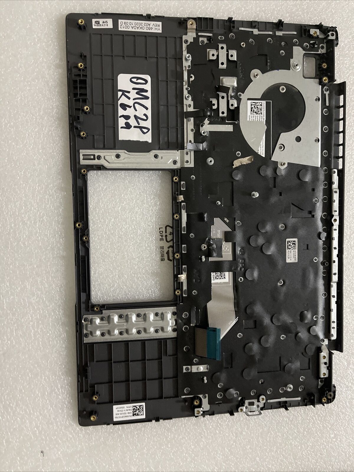 Genuine Dell Latitude 3410 Laptop Palmrest Us Eng Keyboard 093MG 0MC2P K6 P9