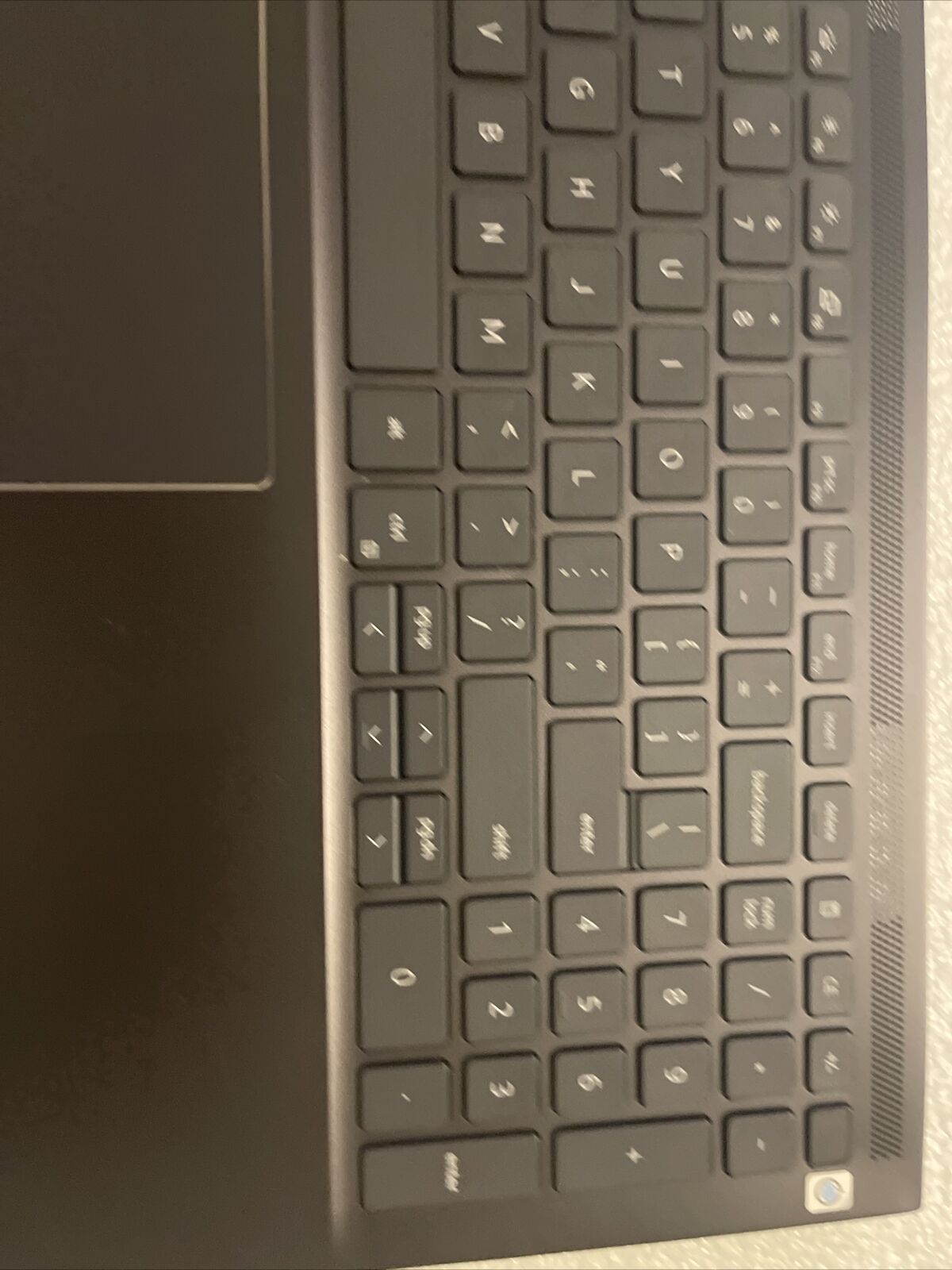 Genuine Dell Inspiron 15 7590 Palmrest US/EN BCL Keyboard  SPEAKERS 2KF2N H1 D5