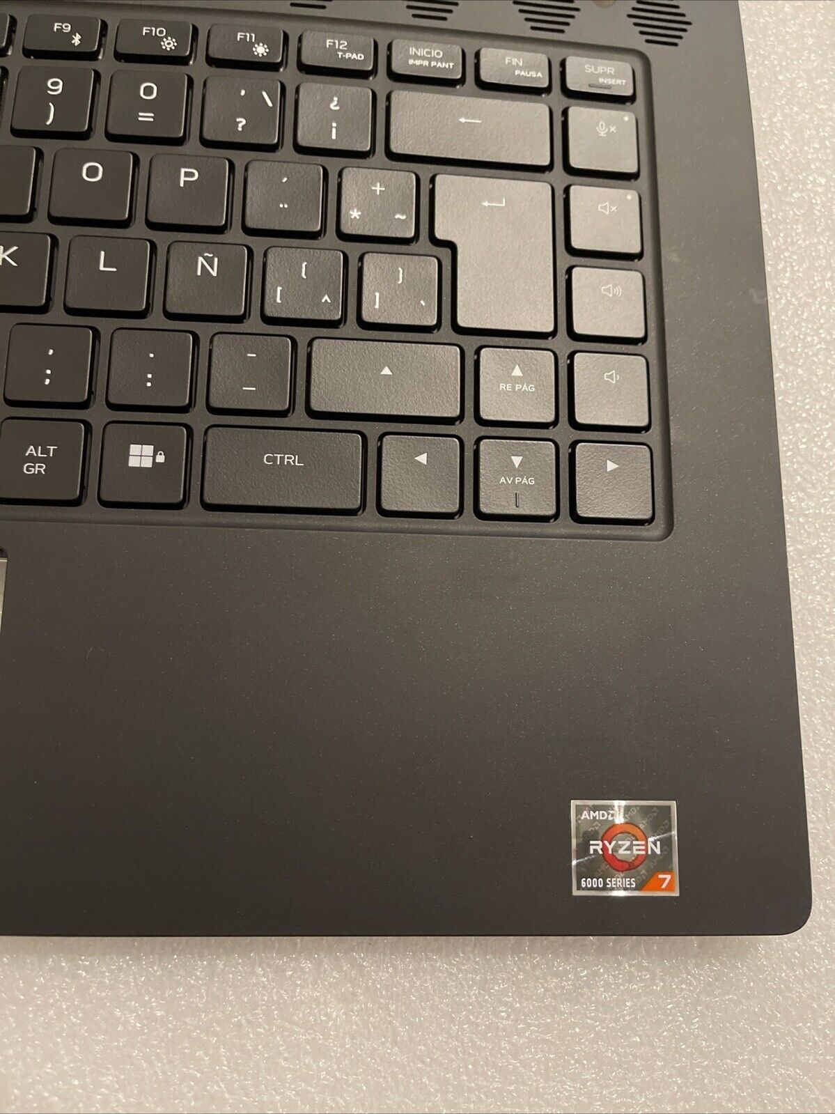 Dell Alienware M15 R7 Spanish Backlit Keyboard Palmrest DGWY5 H9JDP PK P6