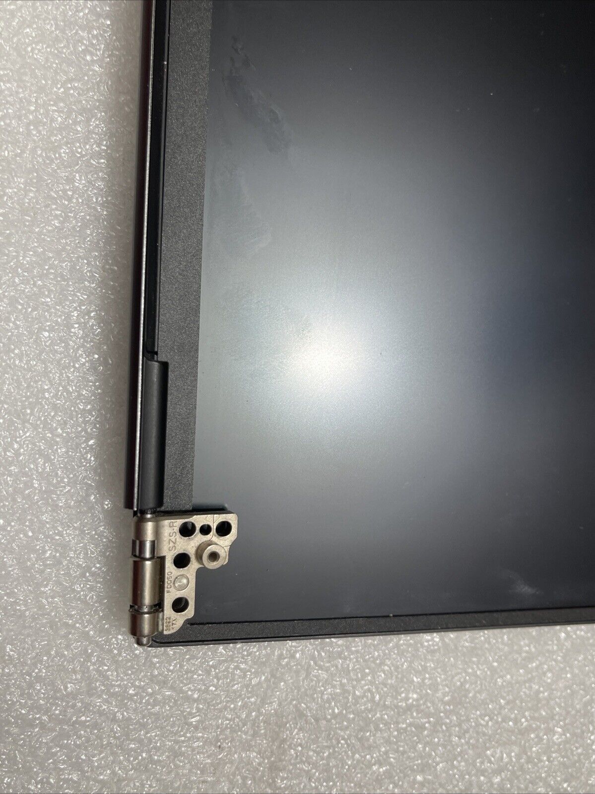 Dell Precision 5550 5560 5570  Gray LCD FHD GMW9D FKR1K HJL10 Dented Corner