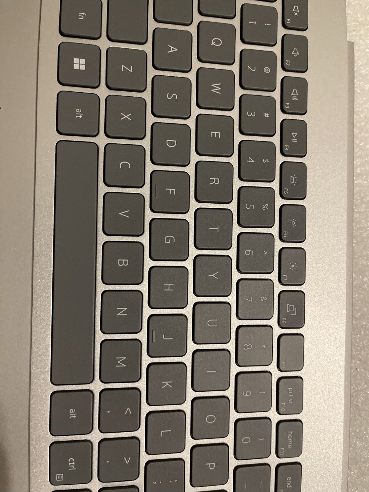 Dell Inspiron 16 7620 2in1 Palmrest US English Keyboard Silver 1XY4N MN1PK Nt P6
