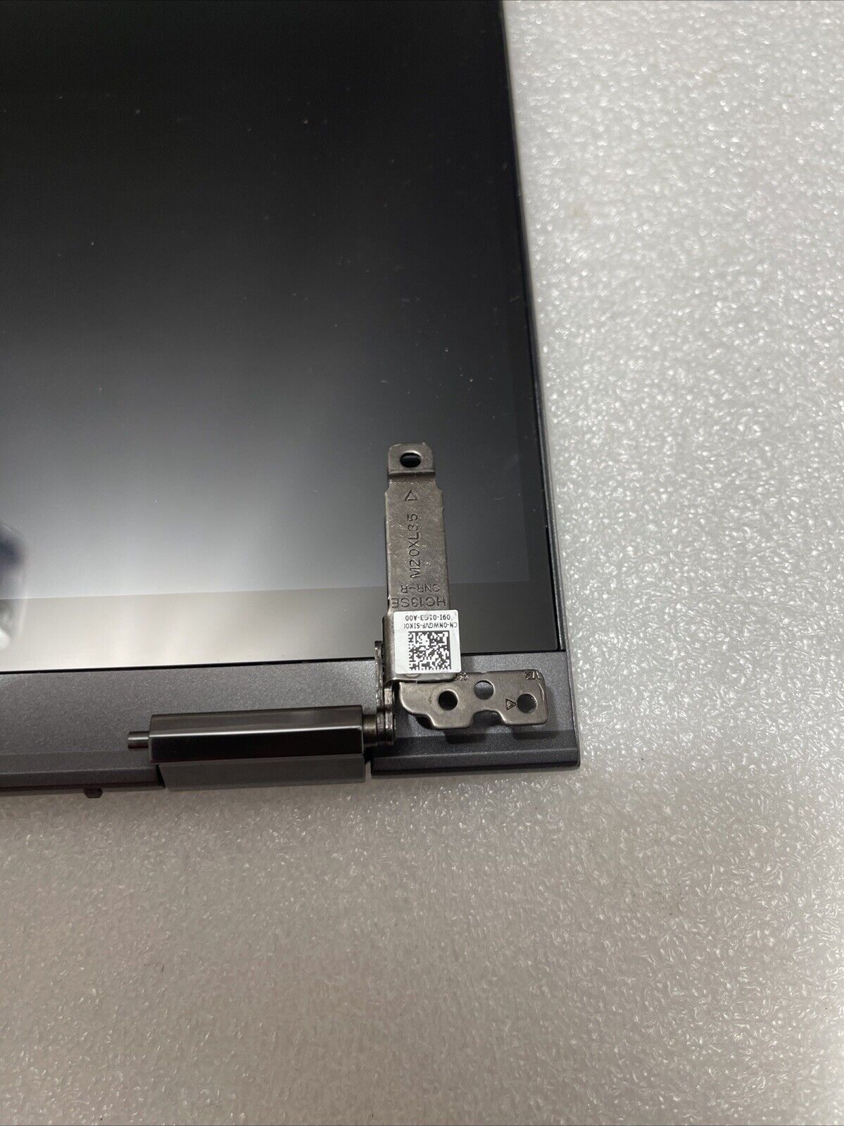 DELL INSPIRON 7300 7306 13.3 UHD WVA LCD MJMHF DSJ1 Dented Corner Read