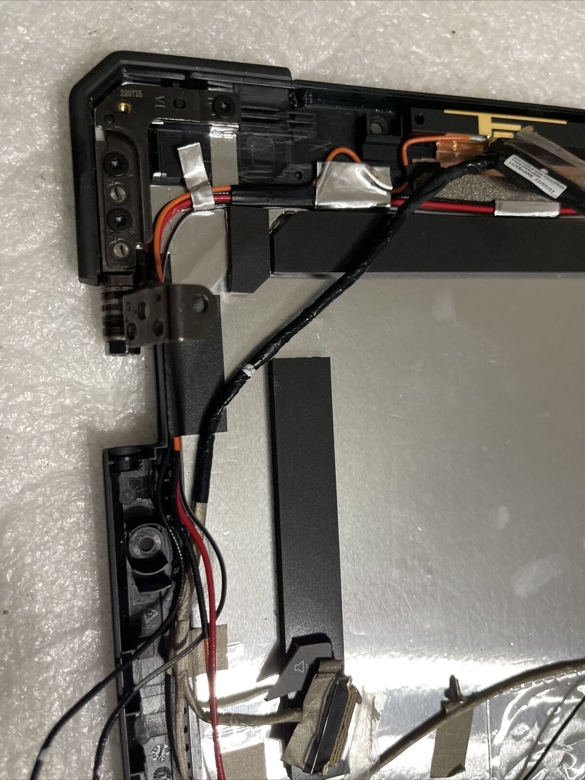 DELL LATITUDE 5430 RUGGED Laptop 14 LCD TOP Lid Camera Extra Hinges F7Y5Y H1B2C2