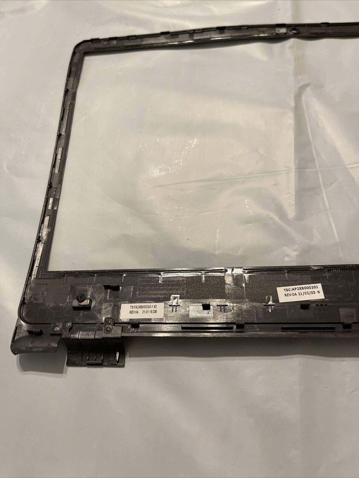 Genuine Dell OEM Vostro 3401 14" Front Trim LCD Bezel 125D6 0125D6 N4 Grade A