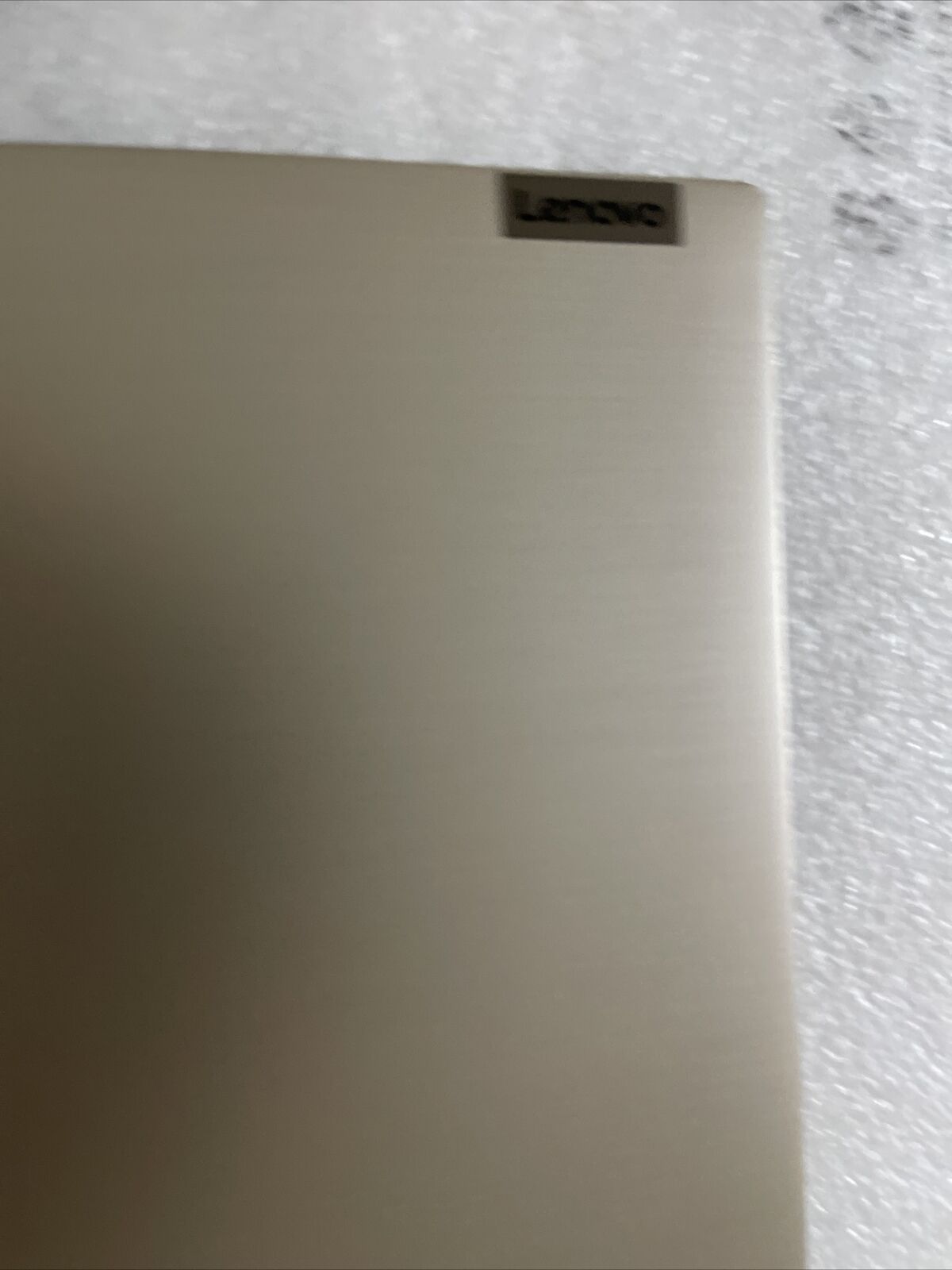 OEM LENOVO IDEAPAD 3 BACK COVER 15IIL05 81WE Golden FH1JV000G00 AP1JV0002E0 H2N1