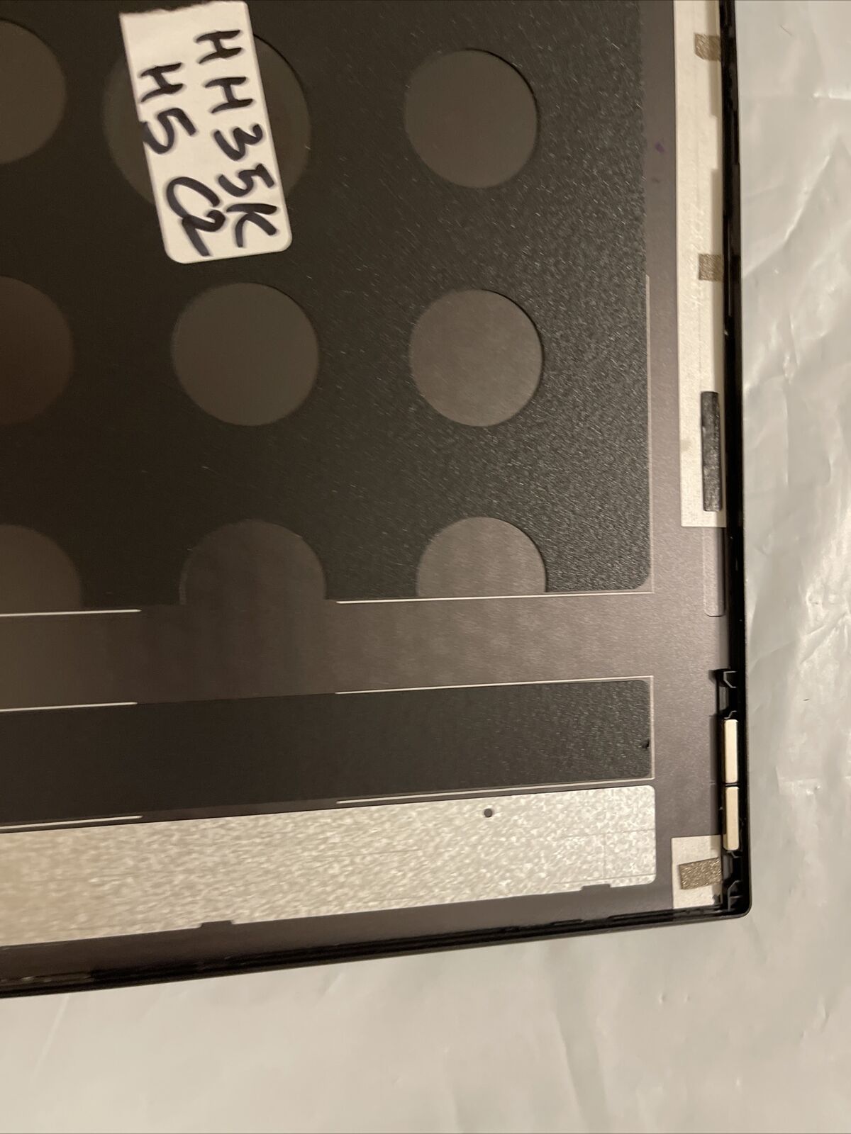 Dell Inspiron 7500 2-in-1 15.6" LCD Back Cover Lid Hinges  HH35K H5 C2 Grade B