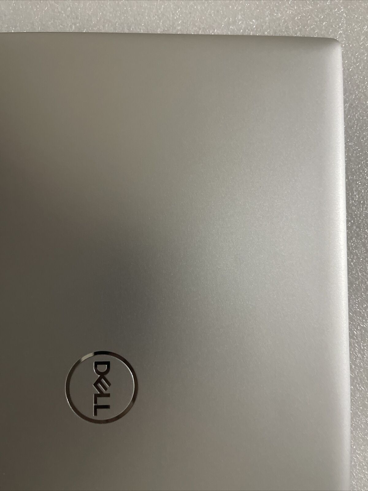 Defective As is Dell Inspiron 16 5625 FHD Touchscreen LCD  58KPW 55M3H K2F6S7