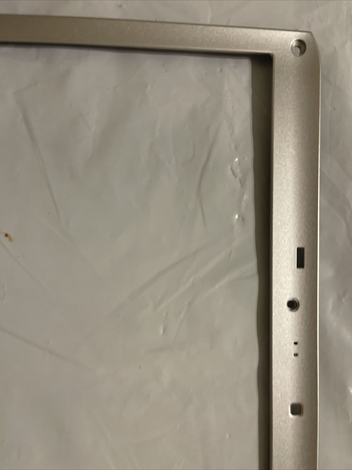 New Genuine Dell Inspiron 1720 1721 LCD Screen Front Trim Bezel PM619 0PM619