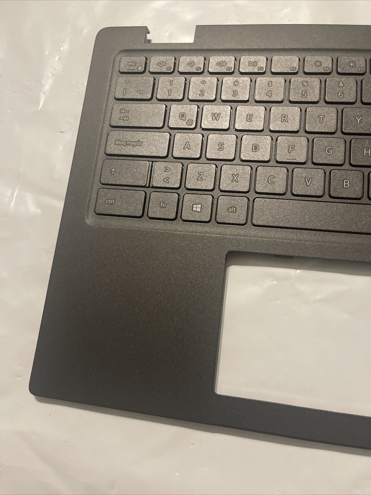 Genuine Dell Latitude 14 3420 Laptop Palmrest Non BCL SPANISH Keyboard 4PX9K T8