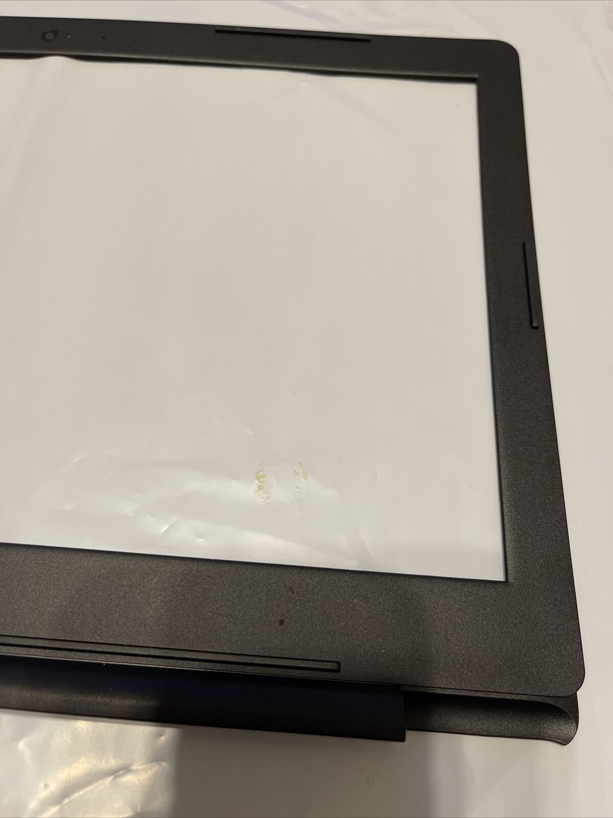 Dell Inspiron 15 3582 3583 3585 B Shell Screen Frame Bezel 0FCCVD FCCVD N1