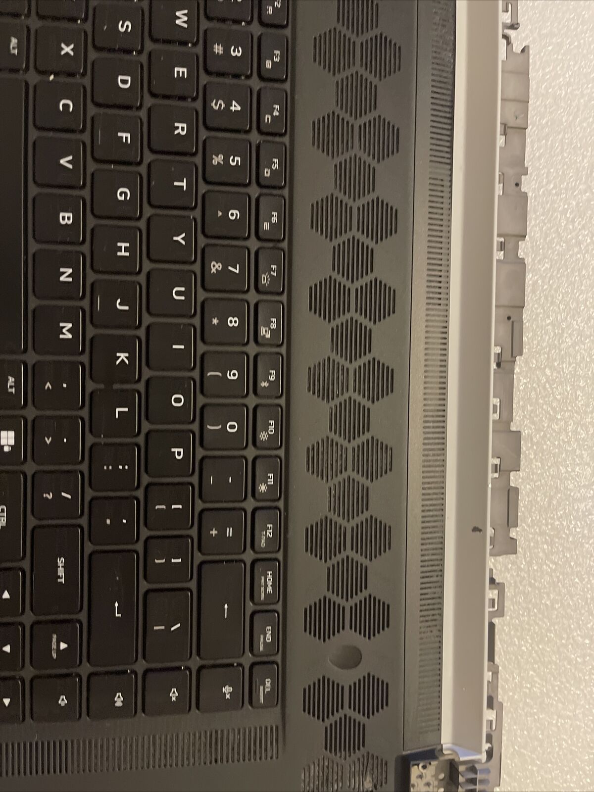 Genuine Dell Alienware X17 R2 Palmrest RGB US English keyboard 718M9 H1P8 GradeA