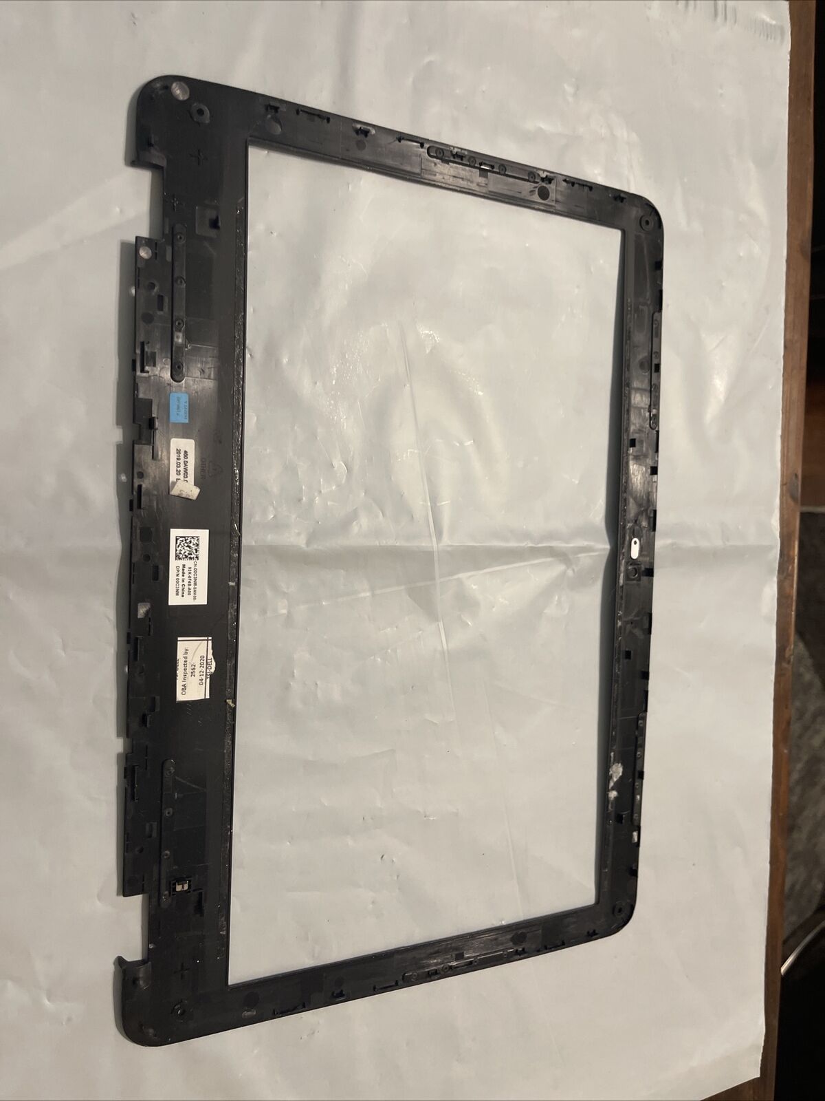 GENUINE Dell Latitude 3380 LCD Front Bezel w/ Webcam Port Black 00C3NM 0C3NM N2