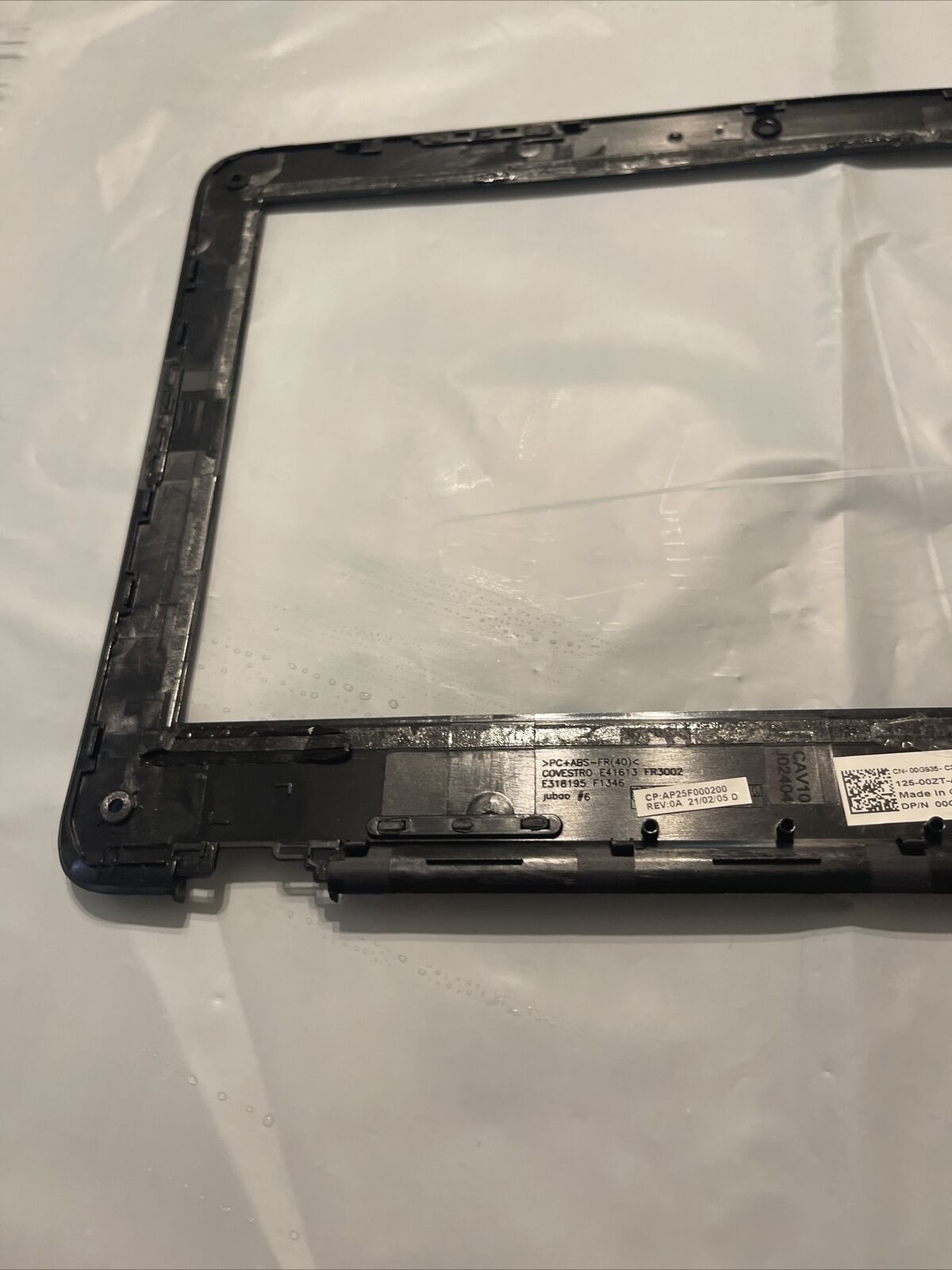 GENUINE Dell Latitude 3190 11.6" Front Trim LCD Bezel 0G935 0G935C 00G935 N4