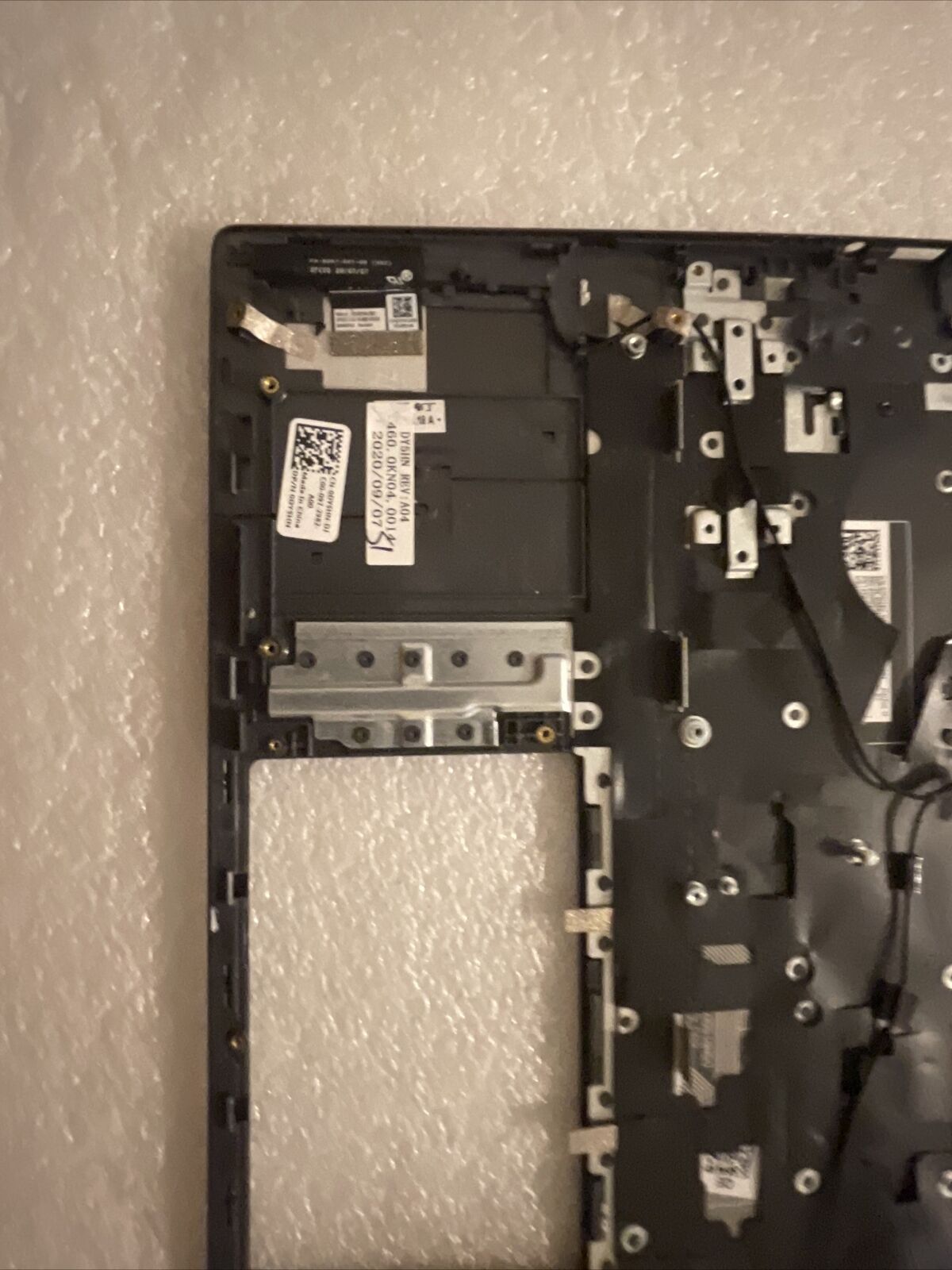 OEM Dell Vostro V5401 5401 Laptop Palmrest English Backlit Keyboard DY5HN H2 P5