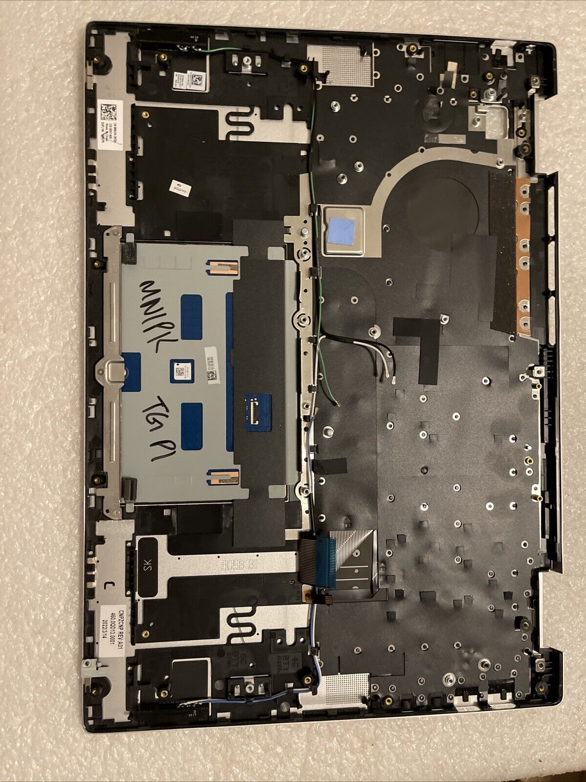 Dell Inspiron 16 7620 2in1 Palmrest US Eng Keyboard Silver  MN1PK TG P1