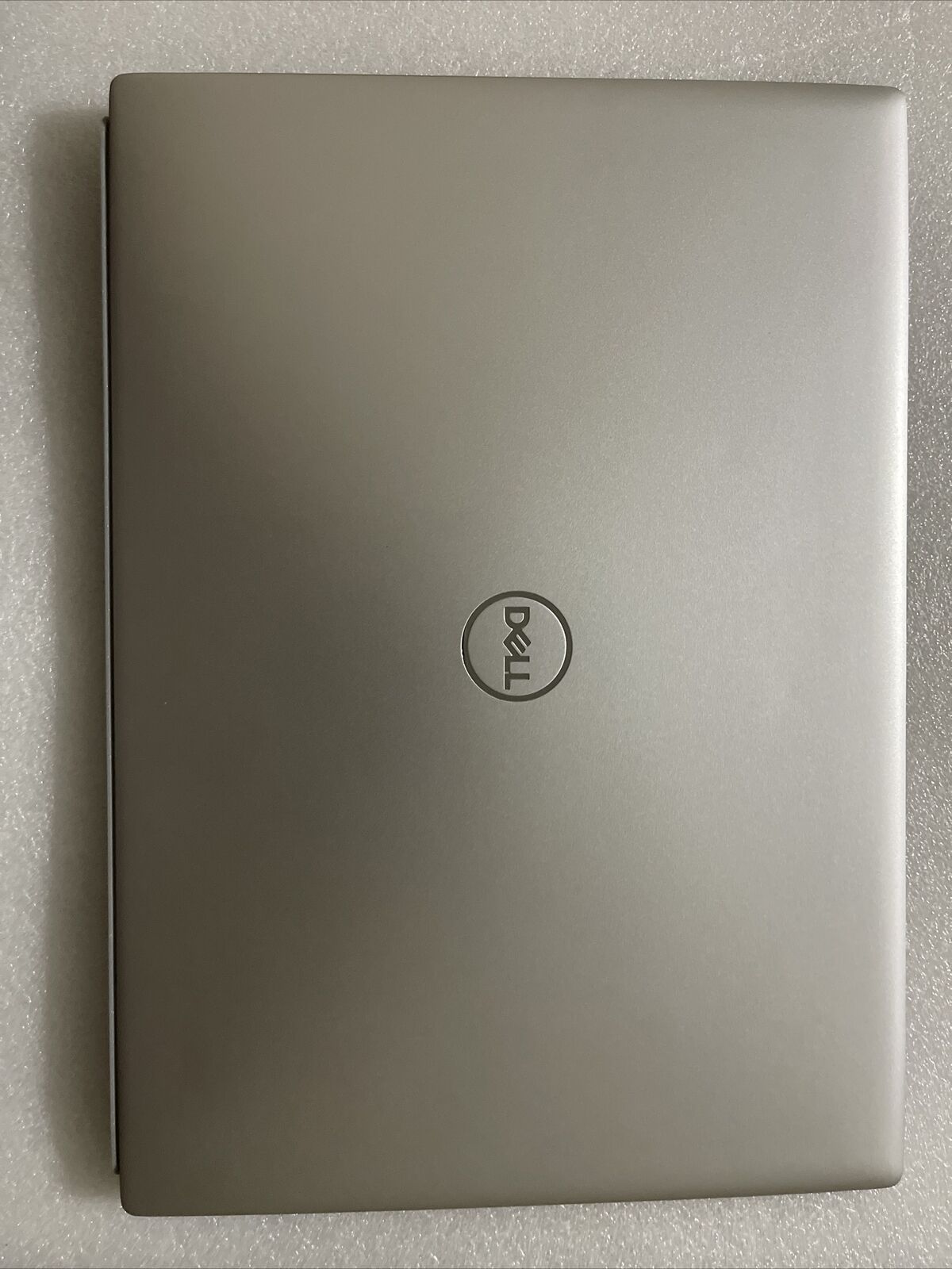 Defective As is Dell Inspiron 16 5625 FHD Touchscreen LCD  58KPW 55M3H K2F6S7
