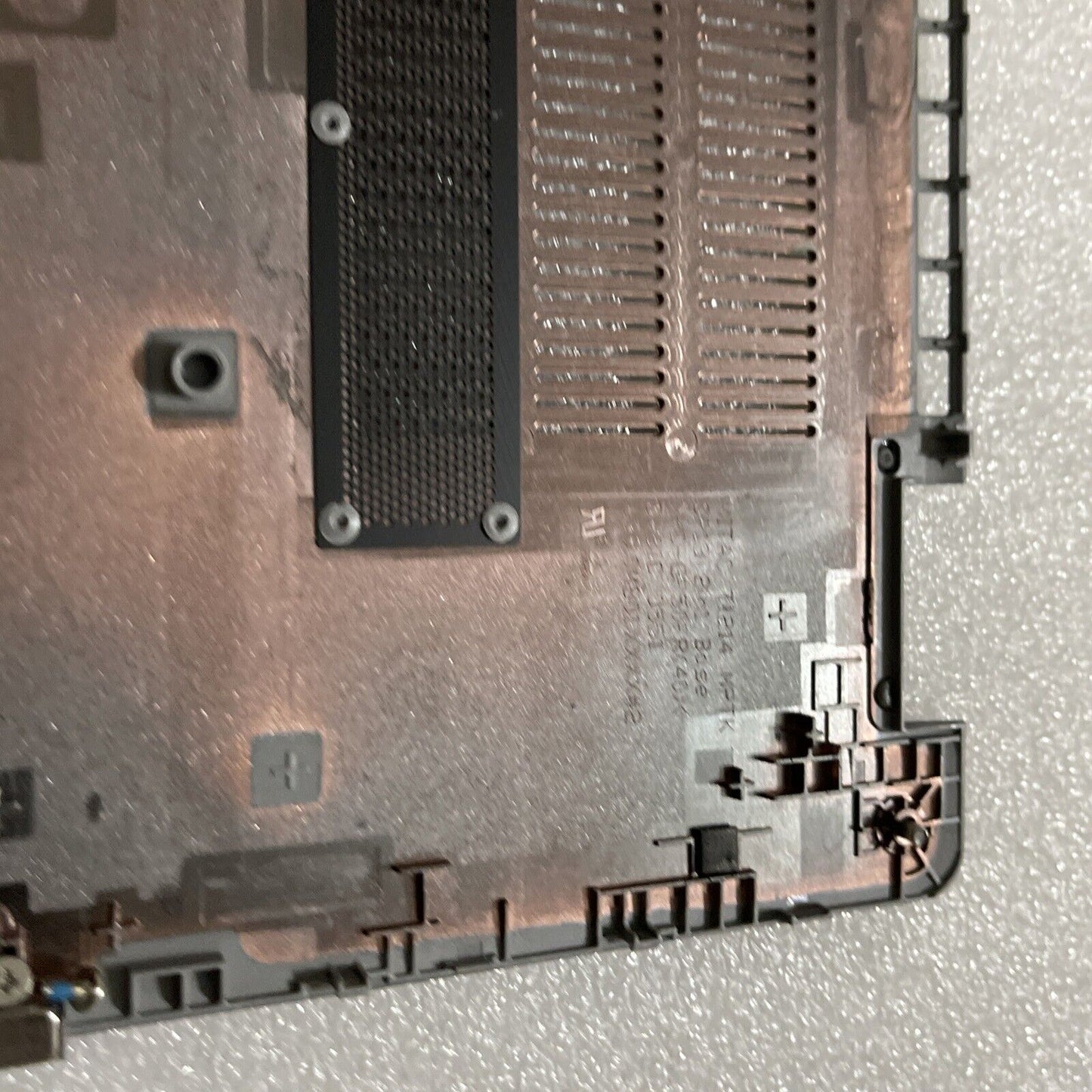 Genuine OEM Dell Latitude 5320 E5320 Bottom  Base Lower Cover 98GR5 007N8 H1 B6