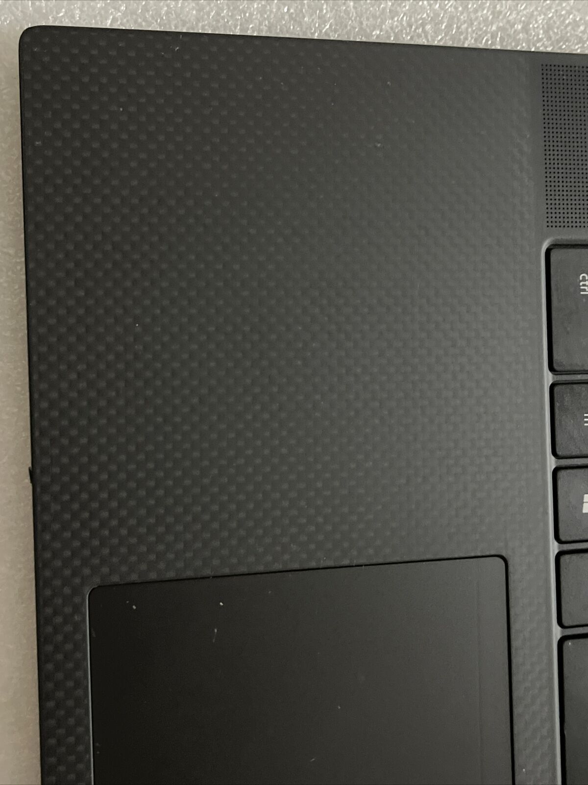 Dell XPS 17 9710  Laptop Palmrest US/EN Backlit Keyboard Speakers 9HJJX H2 D5