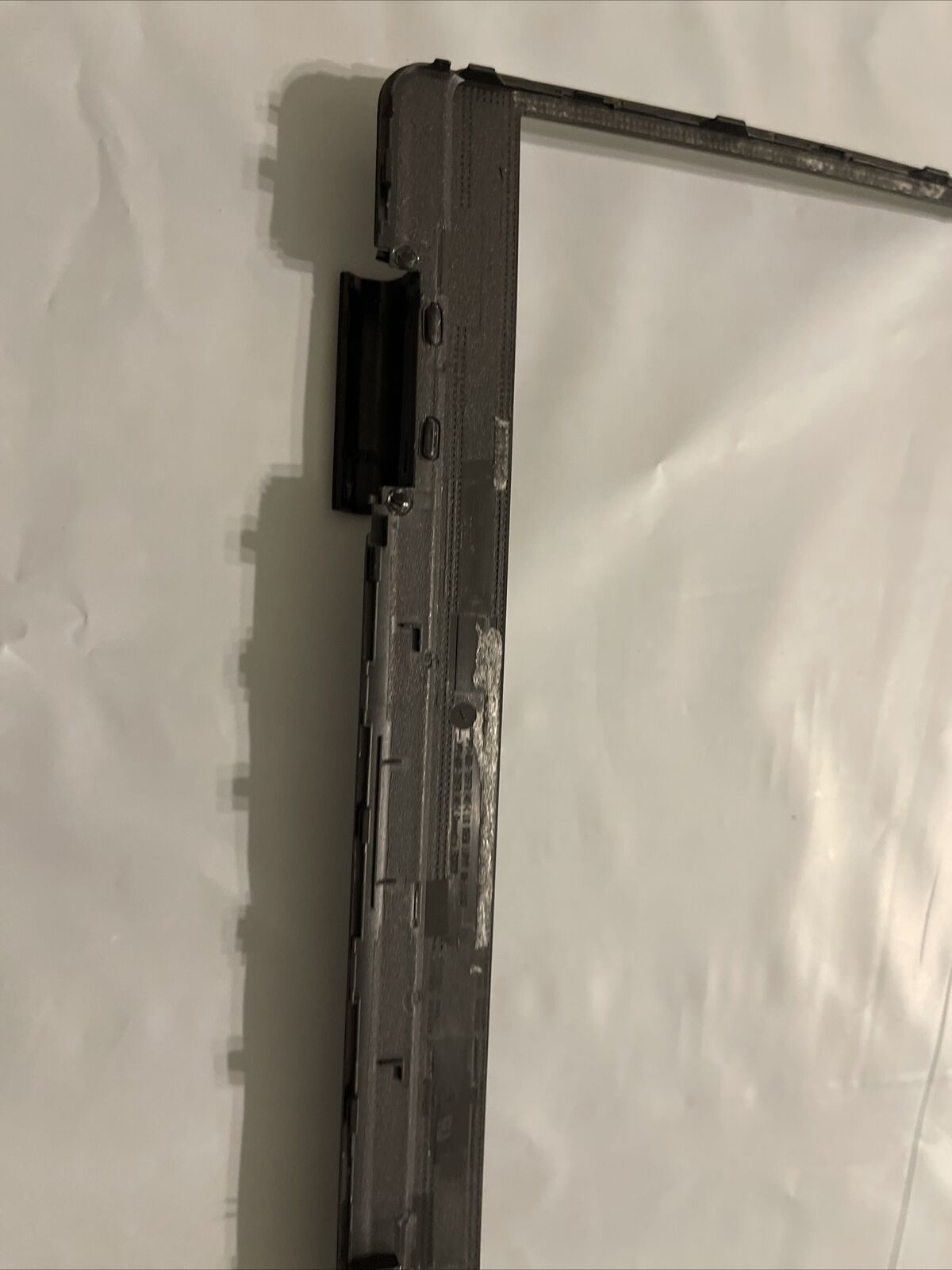 Dell Latitude 5520 Precision 3560 3561 15.6 Lcd Bezel Camera Lock GYKGD 0GYKGD