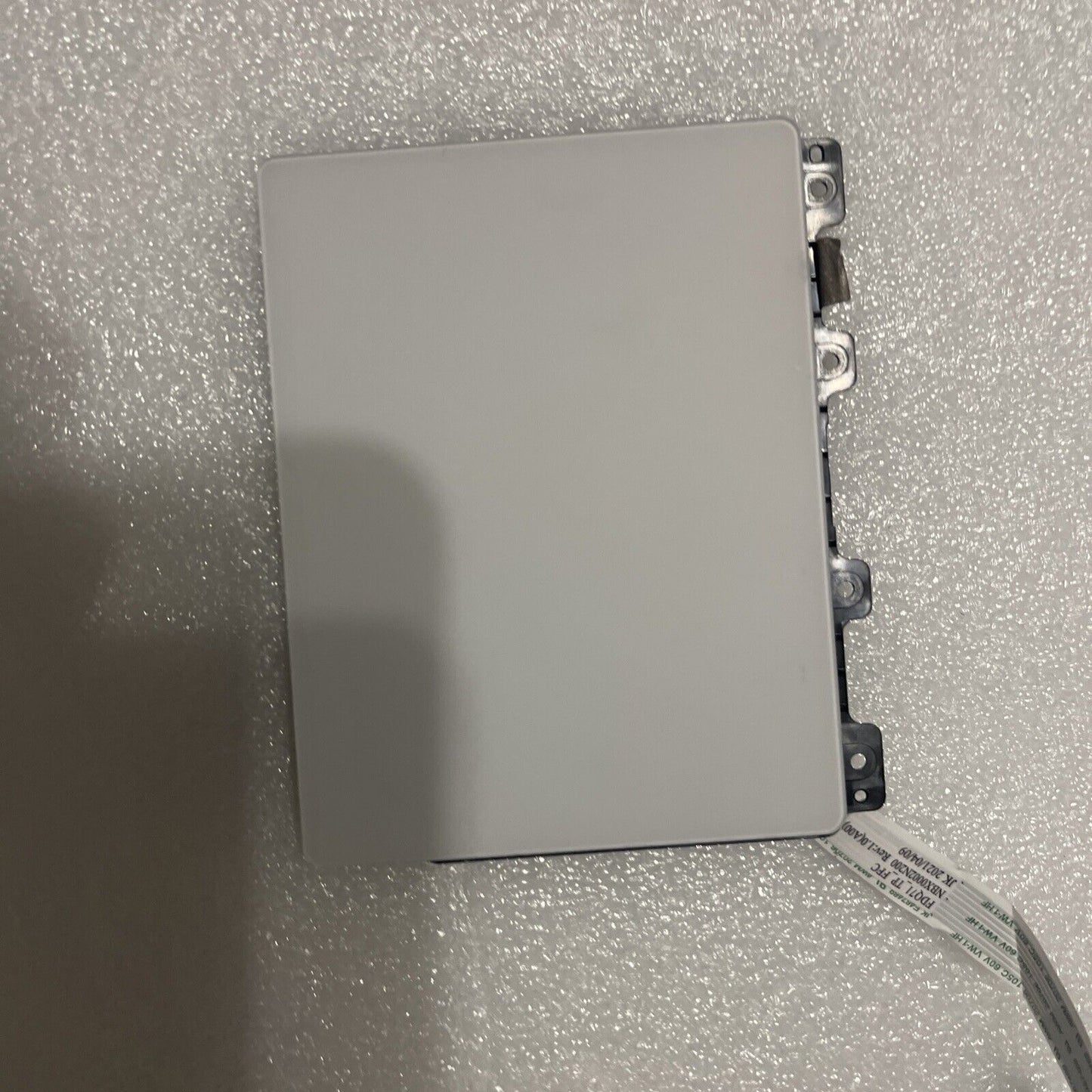 Dell OEM Alienware m17 R3 Touchpad Sensor White With Cable Gffct 13FJ3 B1