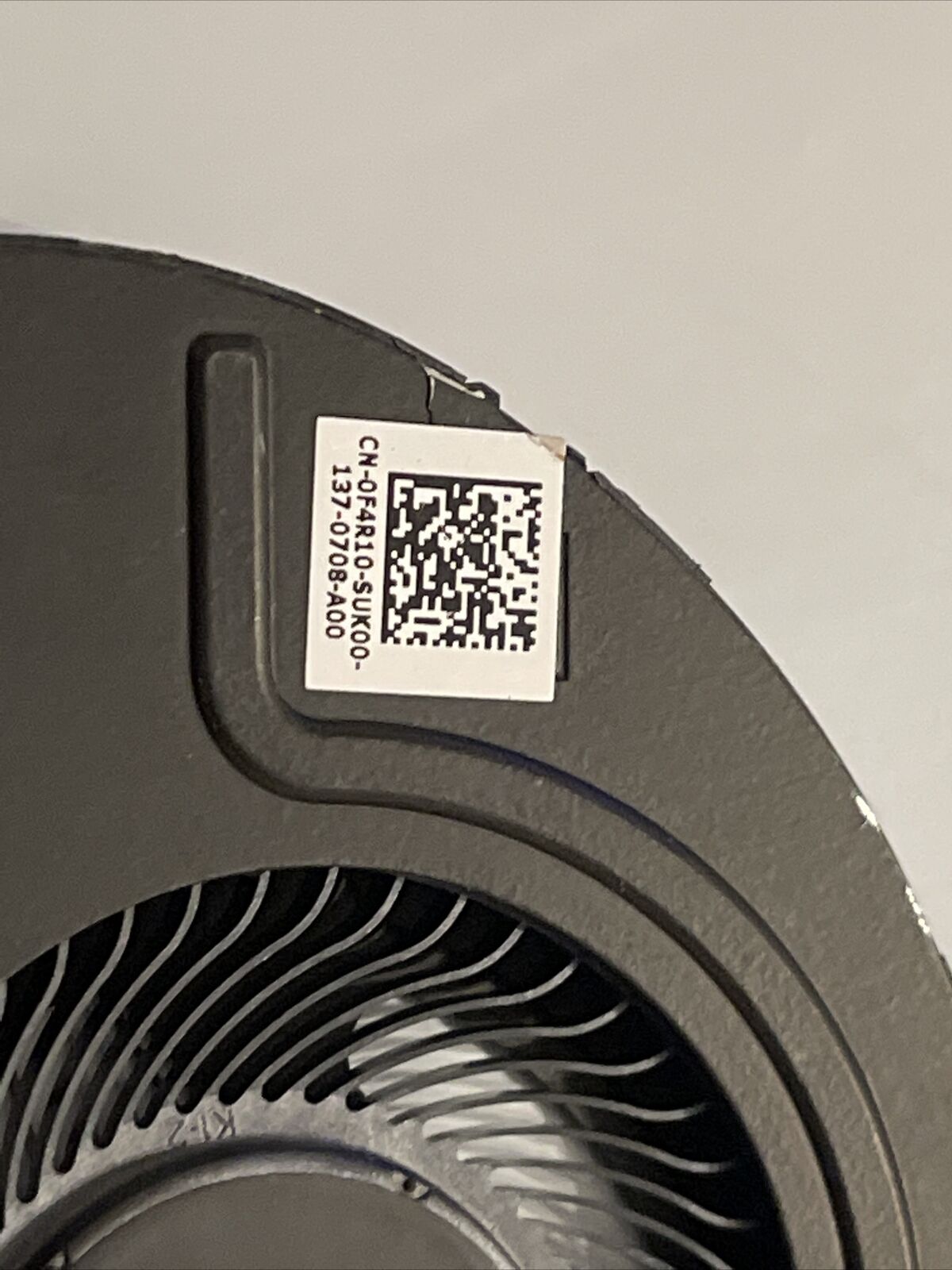 DELL Inspiron 14 7400 Cpu  fan EG50040S1-CK30-S9A  023.100JA.0001 F4R10 P5